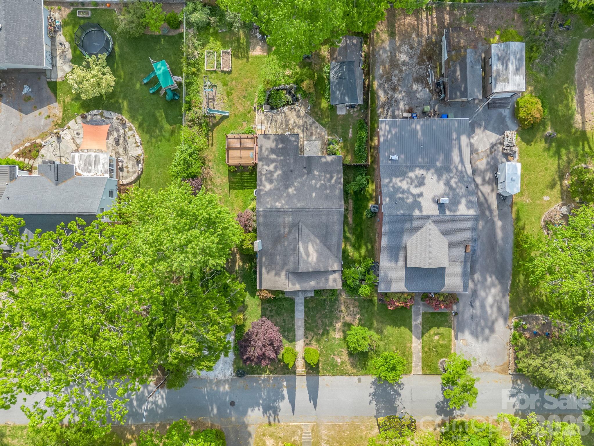 Single Family Residence at 1534 Kensington Road, Hendersonville, photo 39 of 42