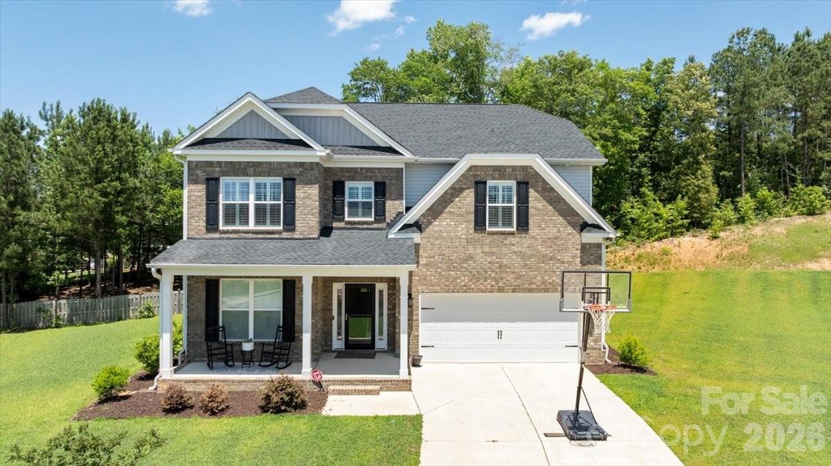 Front Exterior - 39 Hanging Leaf Court, Blythewood
