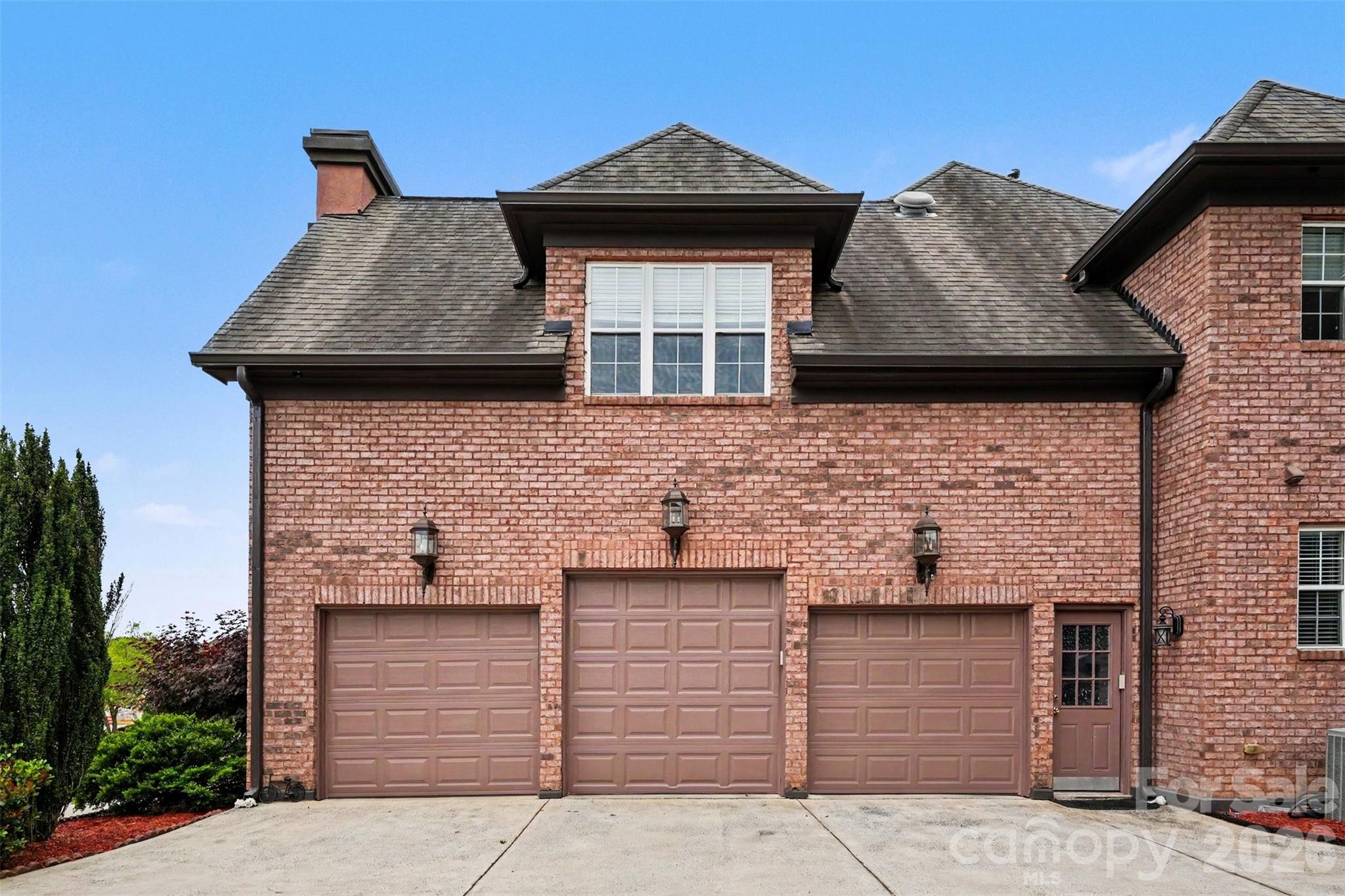 Single Family Residence at 14515 Davis Trace Drive, Mint Hill, photo 35 of 36