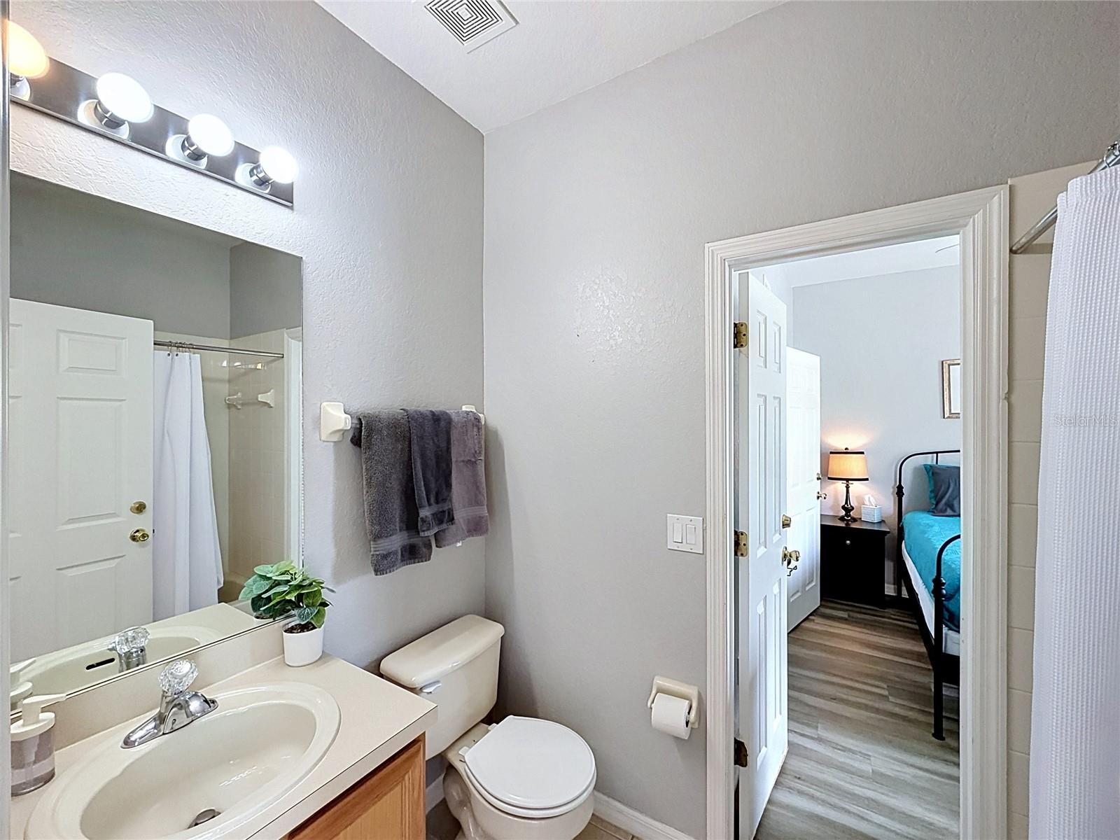 Townhouse at 244 CAPRI DR, DAVENPORT, photo 18 of 41