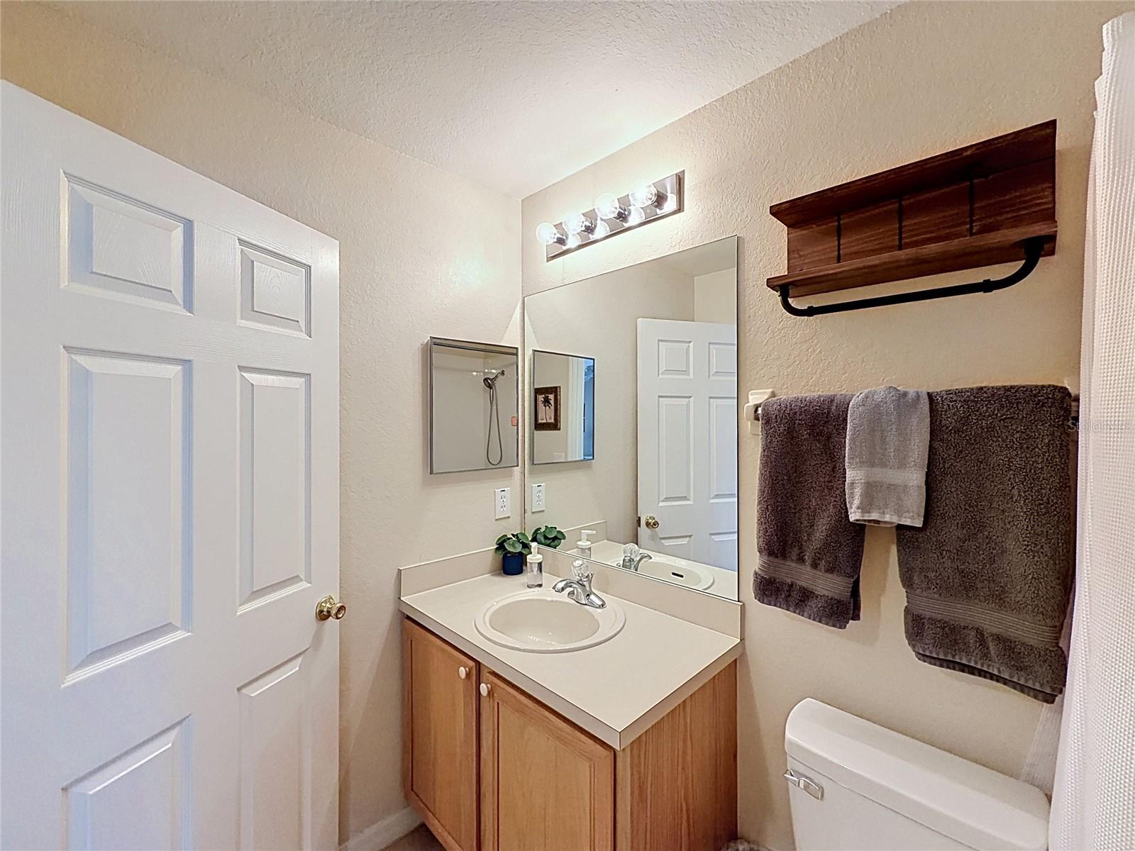 Townhouse at 244 CAPRI DR, DAVENPORT, photo 24 of 41