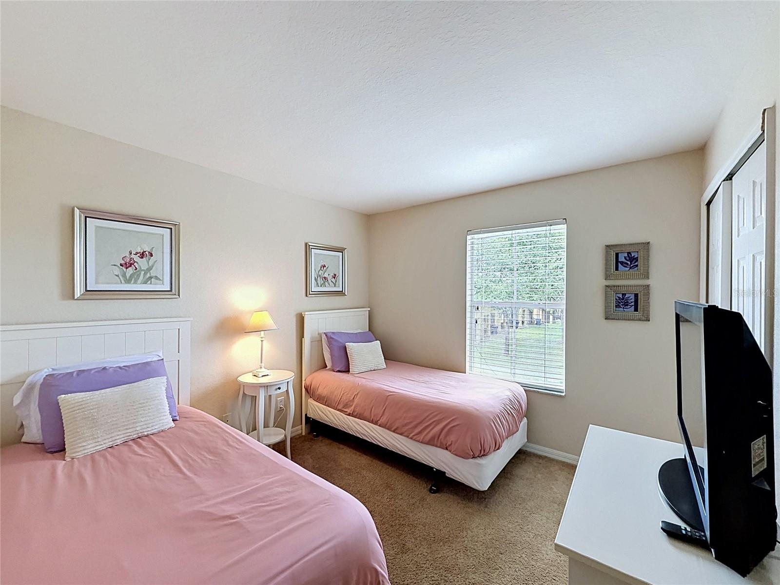 Townhouse at 244 CAPRI DR, DAVENPORT, photo 7 of 41