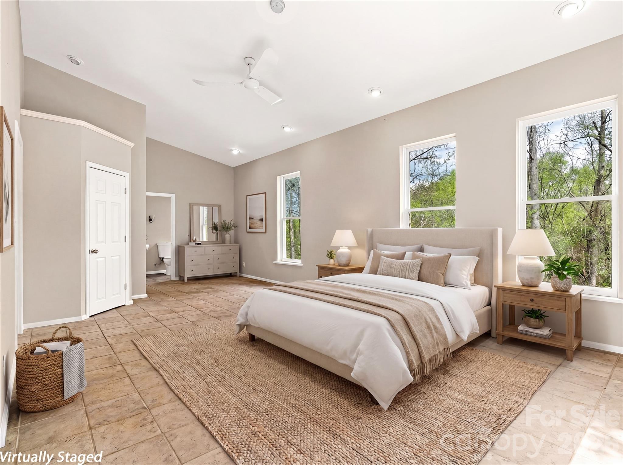 2nd main level bedroom with ensuite bath. - 76 Raven Rock Lane, Marshall