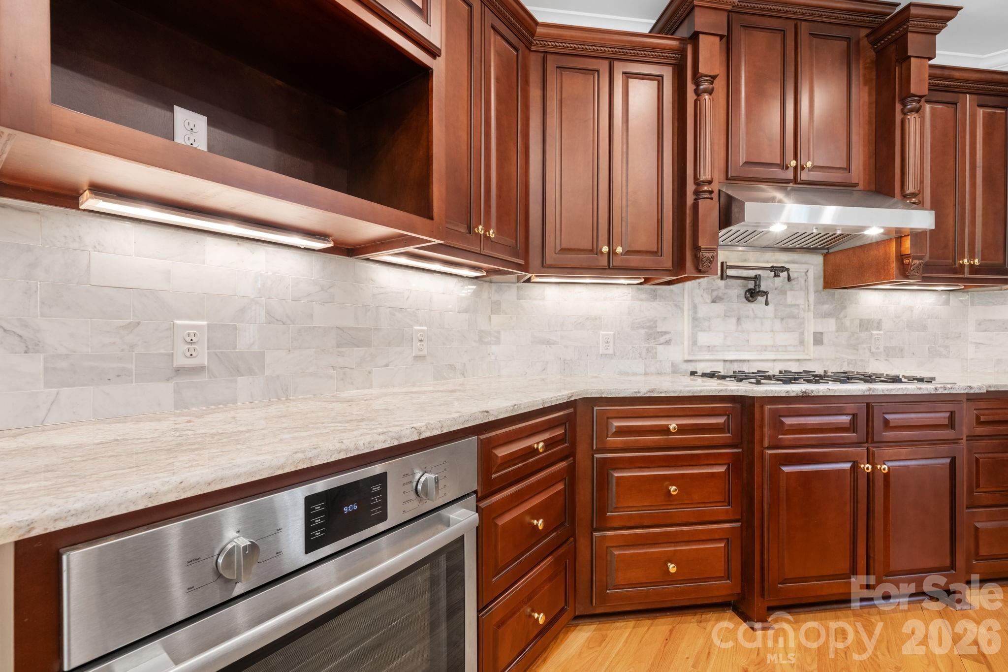Single Family Residence at 4 Royal Vista Way, Granite Falls, photo 10 of 48