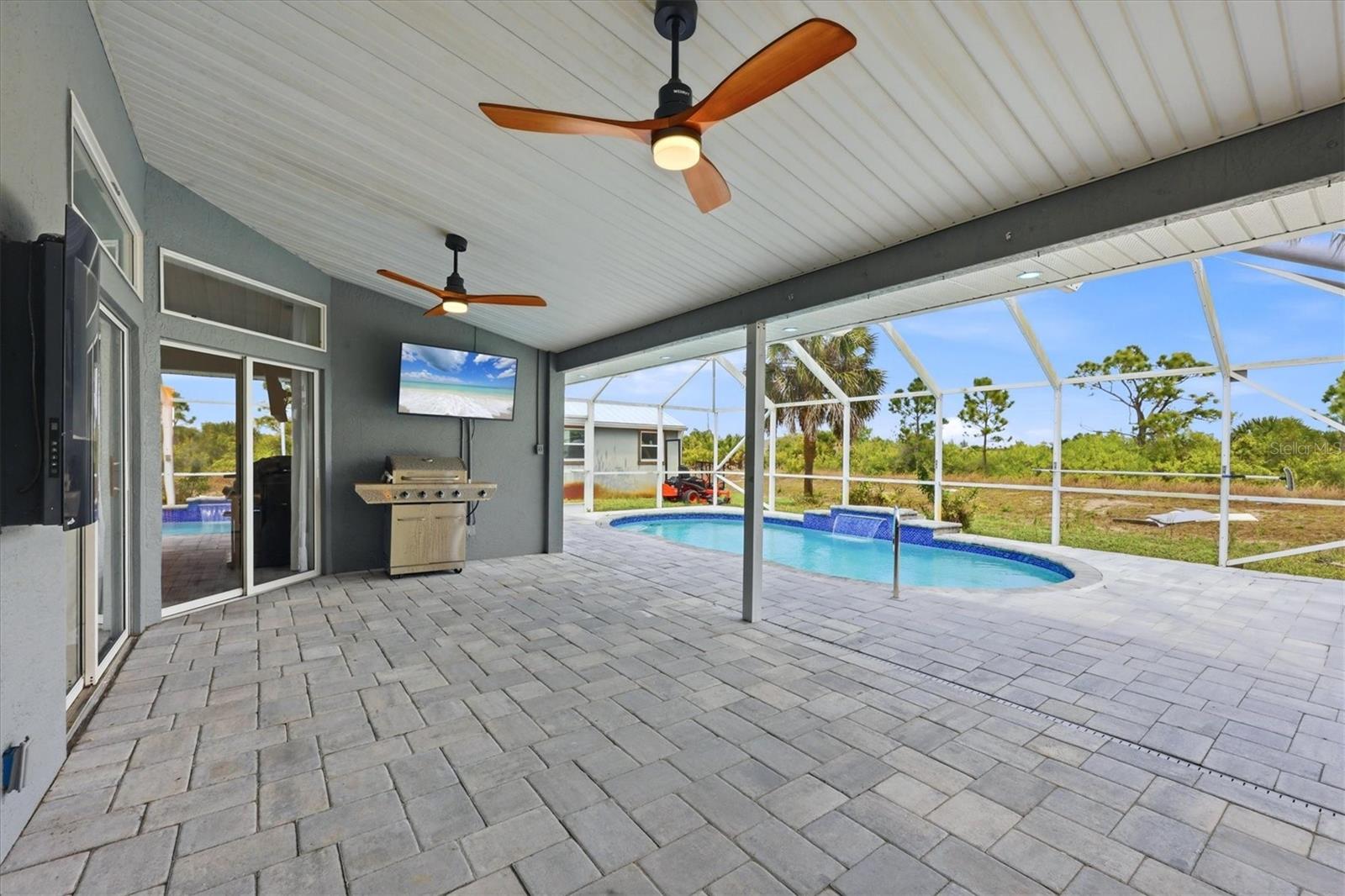 Single Family Residence at 8188 WELSFORD RD, PORT CHARLOTTE, photo 8 of 36