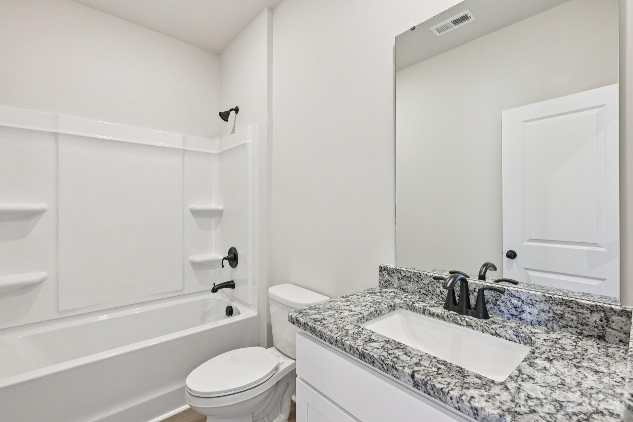 Single Family Residence at 712 Willow Estates Drive, Shelby, photo 11 of 34