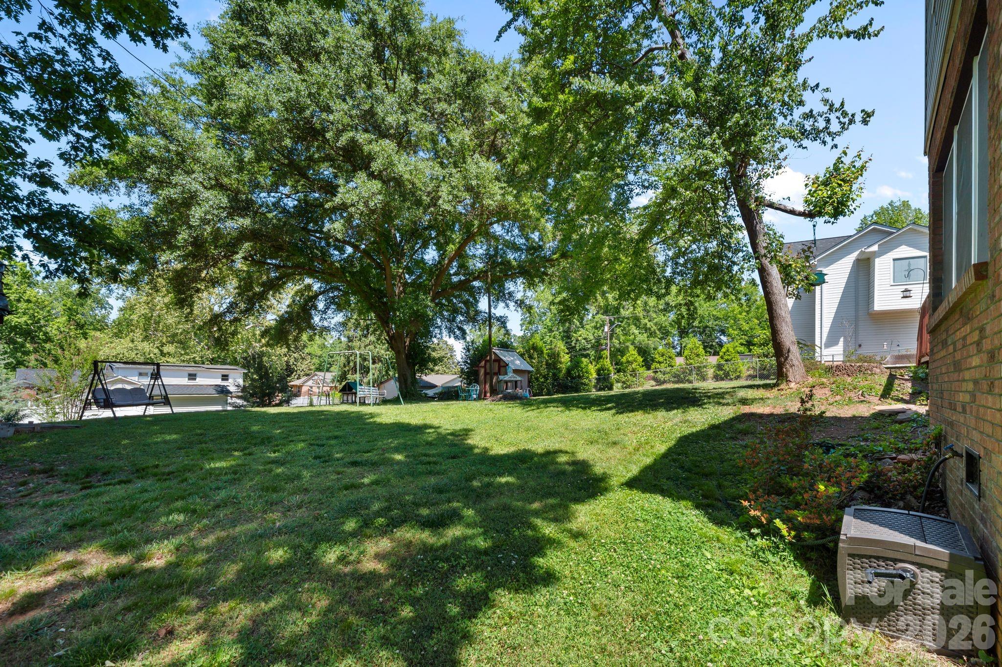 Single Family Residence at 3306 Tamworth Lane, Gastonia, photo 42 of 43