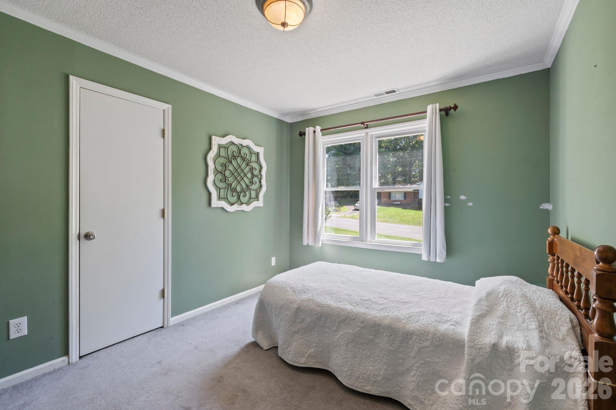 Single Family Residence at 3306 Tamworth Lane, Gastonia, photo 19 of 43