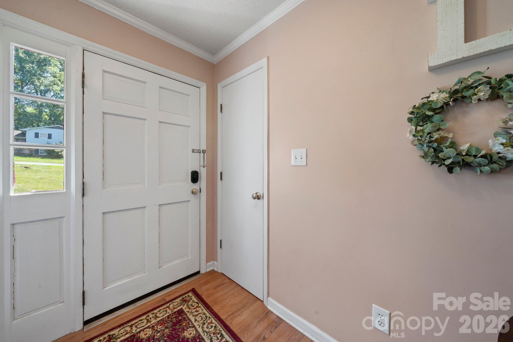 Single Family Residence at 3306 Tamworth Lane, Gastonia, photo 6 of 43