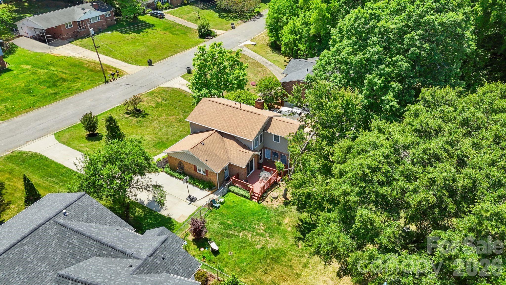 Single Family Residence at 3306 Tamworth Lane, Gastonia, photo 5 of 43
