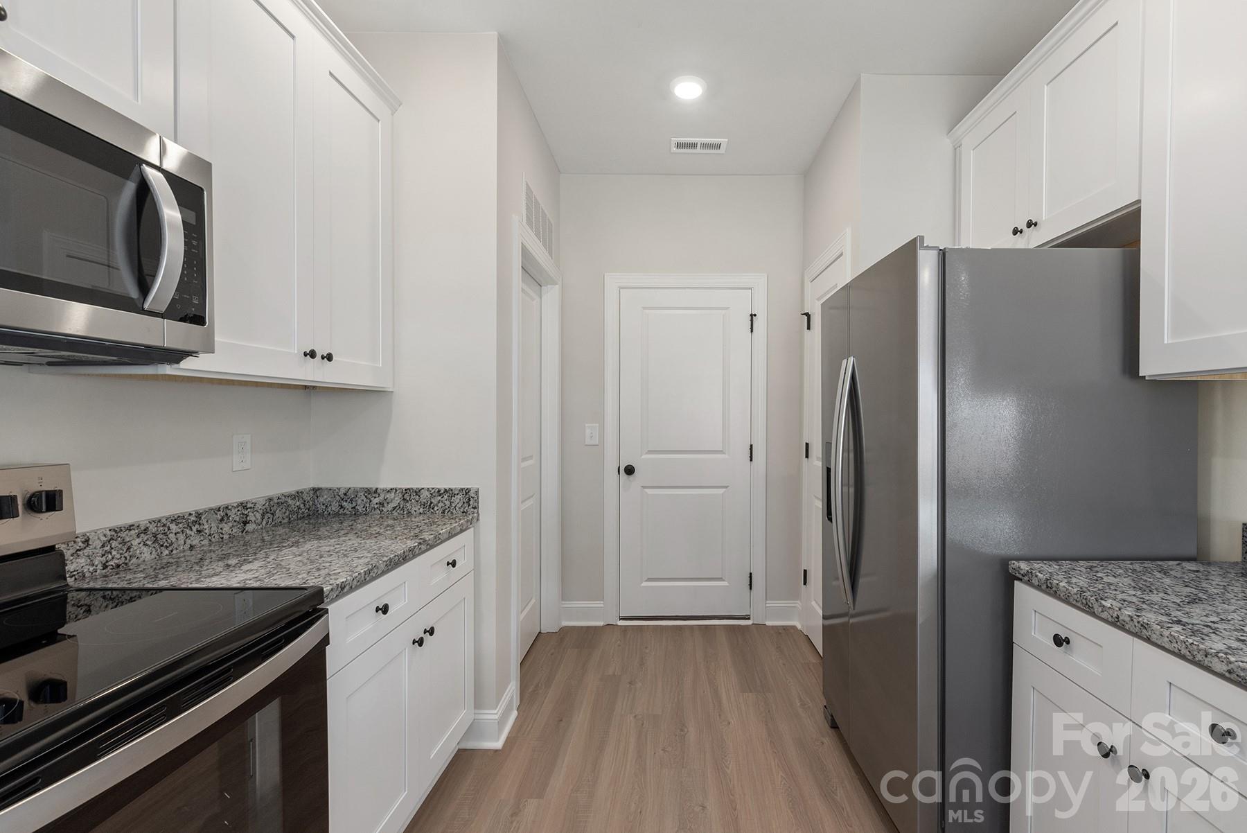 Single Family Residence at 714 Willow Estates Drive, Shelby, photo 9 of 21