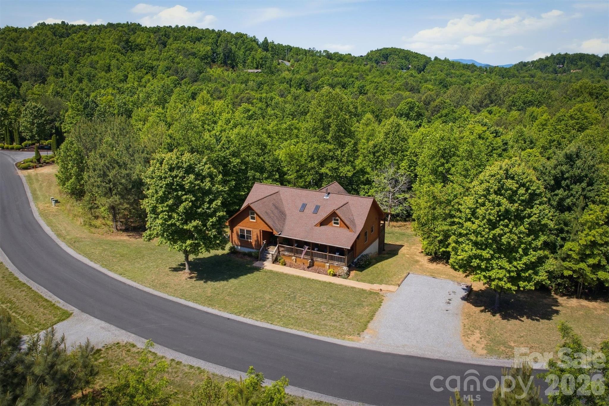 Single Family Residence at 732 Grandview Peaks Drive, Nebo, photo 2 of 41