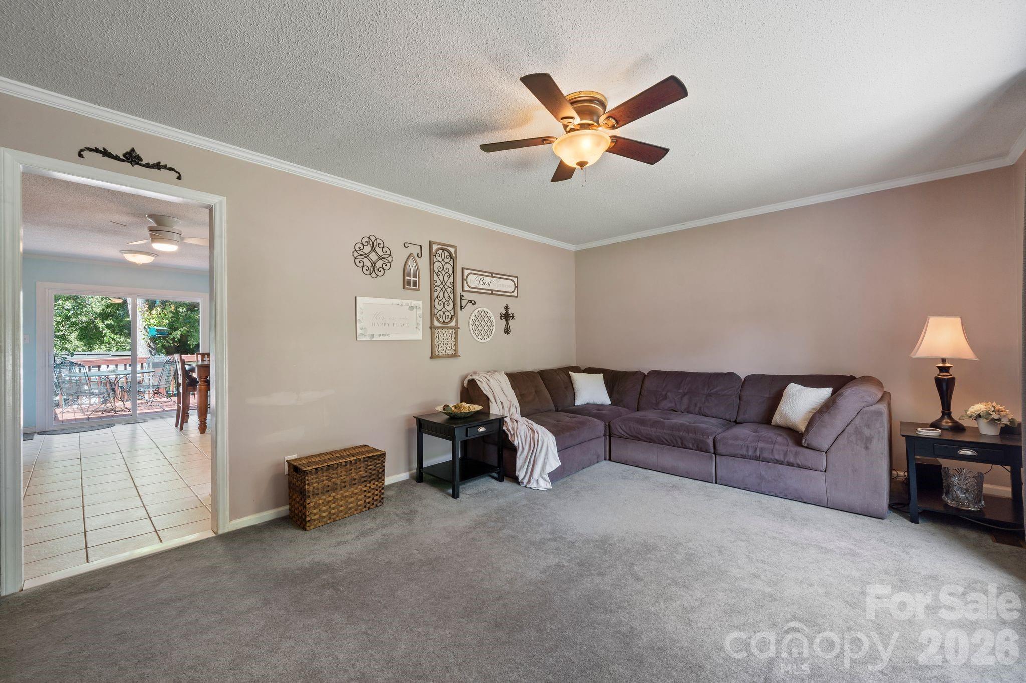 Single Family Residence at 3306 Tamworth Lane, Gastonia, photo 9 of 43