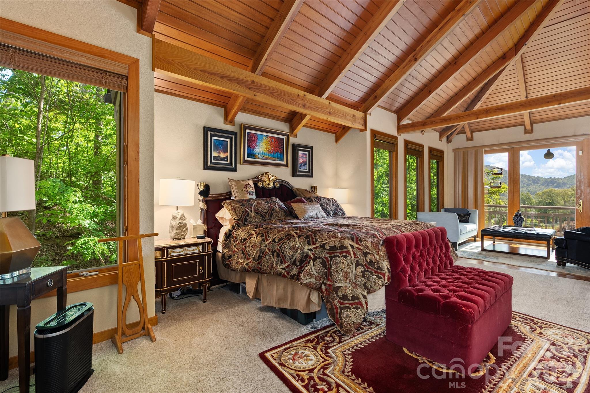 Single Family Residence at 266 Hawks Crest Drive, Waynesville, photo 7 of 43