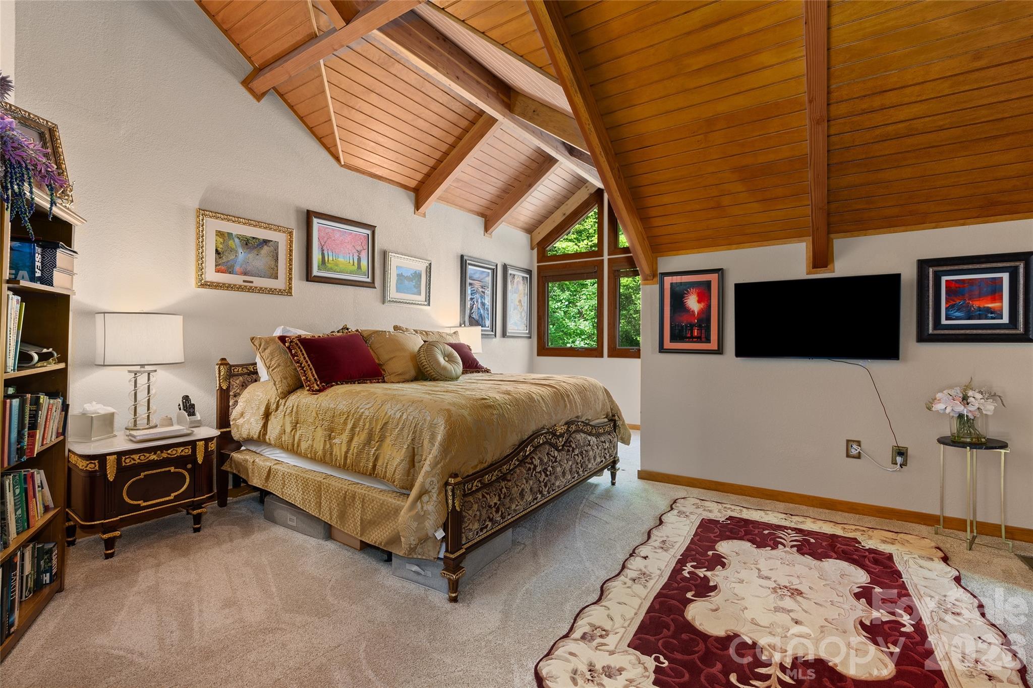 Single Family Residence at 266 Hawks Crest Drive, Waynesville, photo 6 of 43