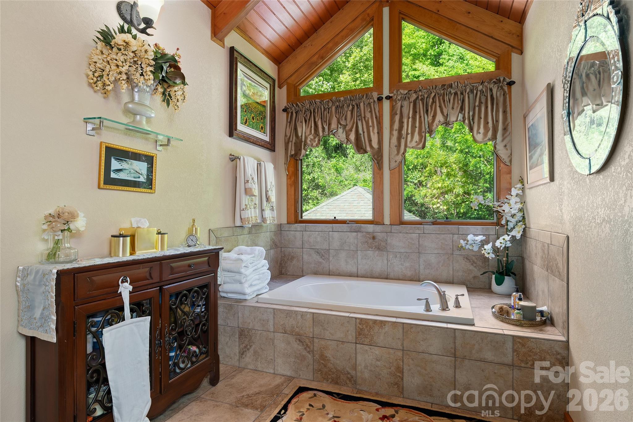 Single Family Residence at 266 Hawks Crest Drive, Waynesville, photo 32 of 43