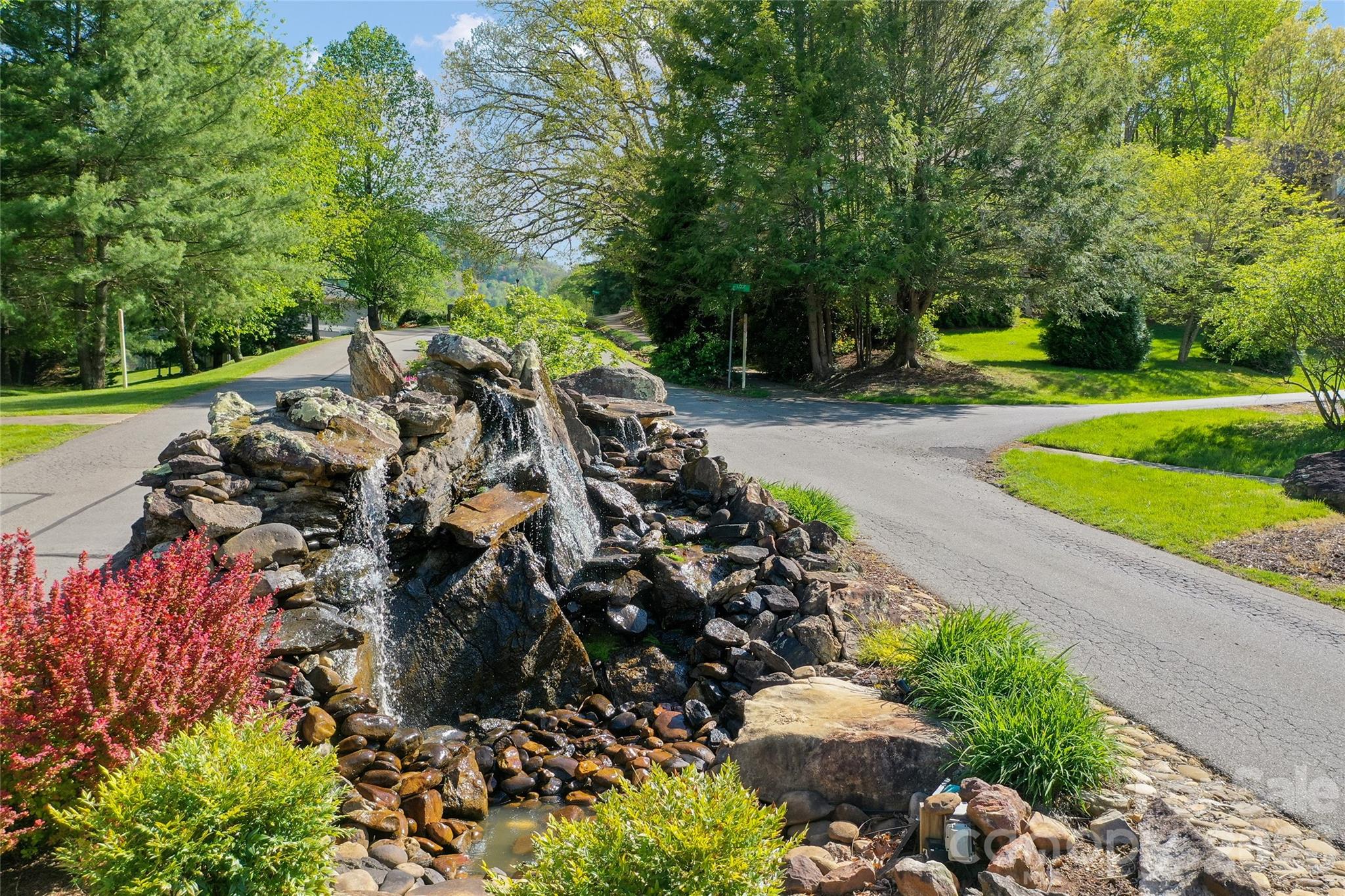 Single Family Residence at 266 Hawks Crest Drive, Waynesville, photo 42 of 43