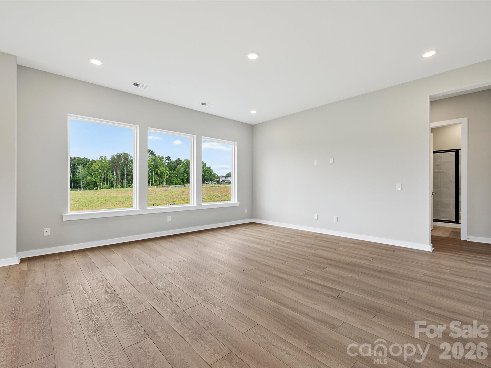 Single Family Residence at 333 Portree Street, Rock Hill, photo 12 of 35