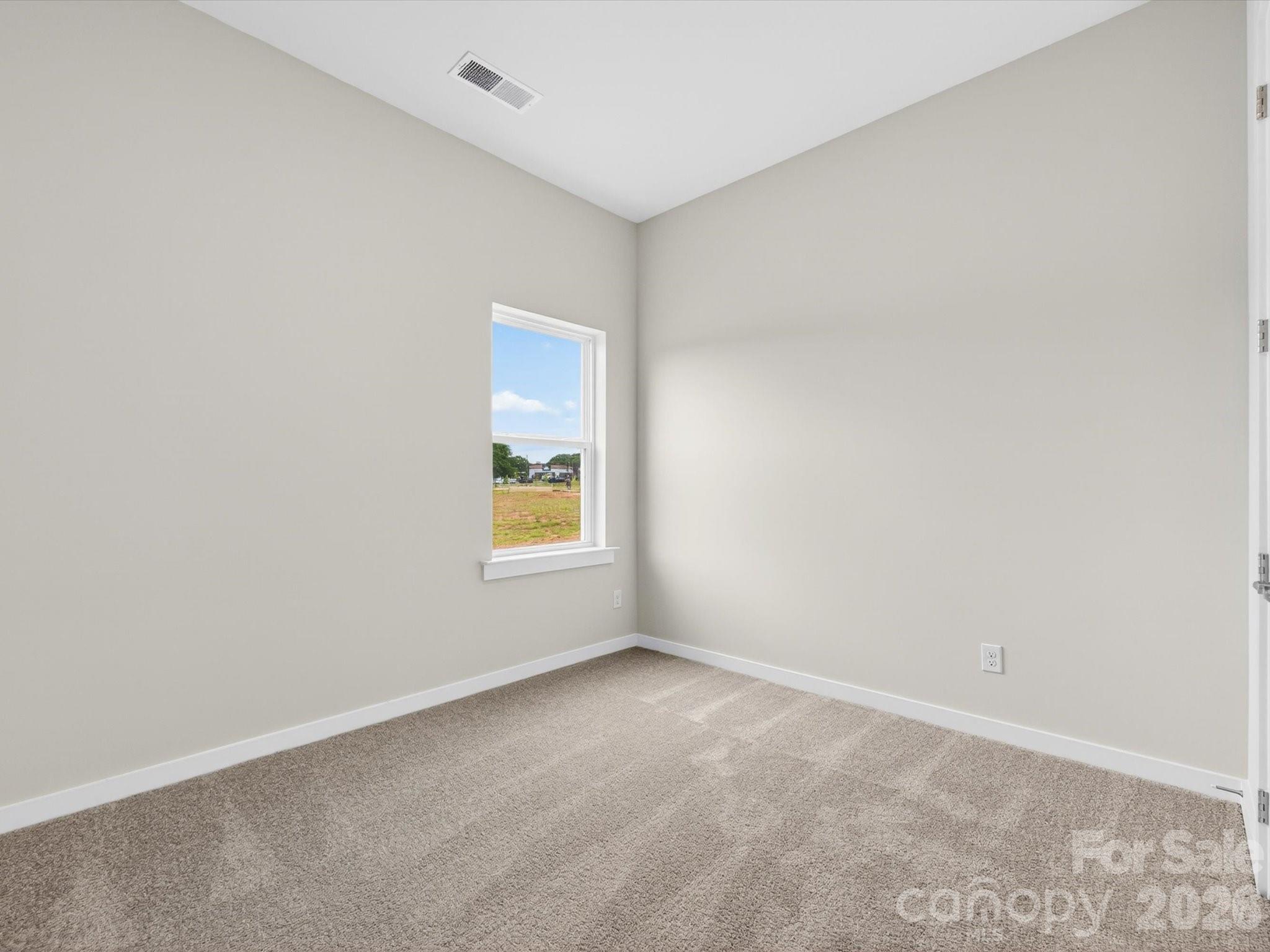 Single Family Residence at 333 Portree Street, Rock Hill, photo 15 of 35
