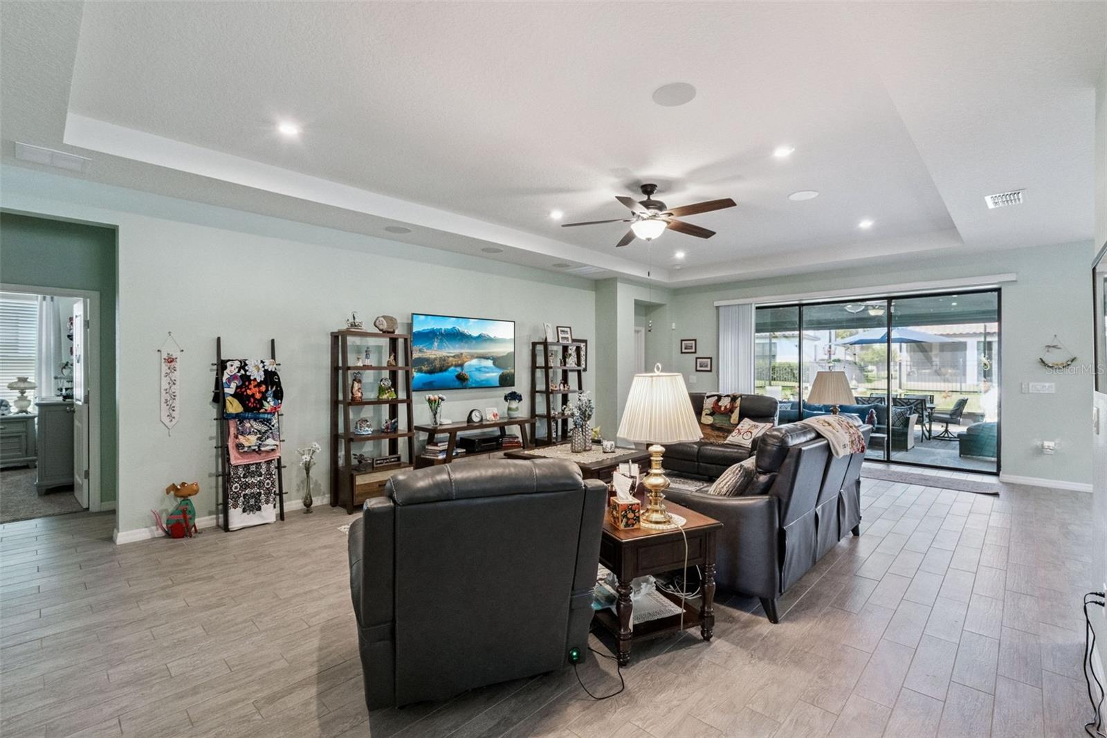 Single Family Residence at 3904 REDFIN PL, KISSIMMEE, photo 7 of 48