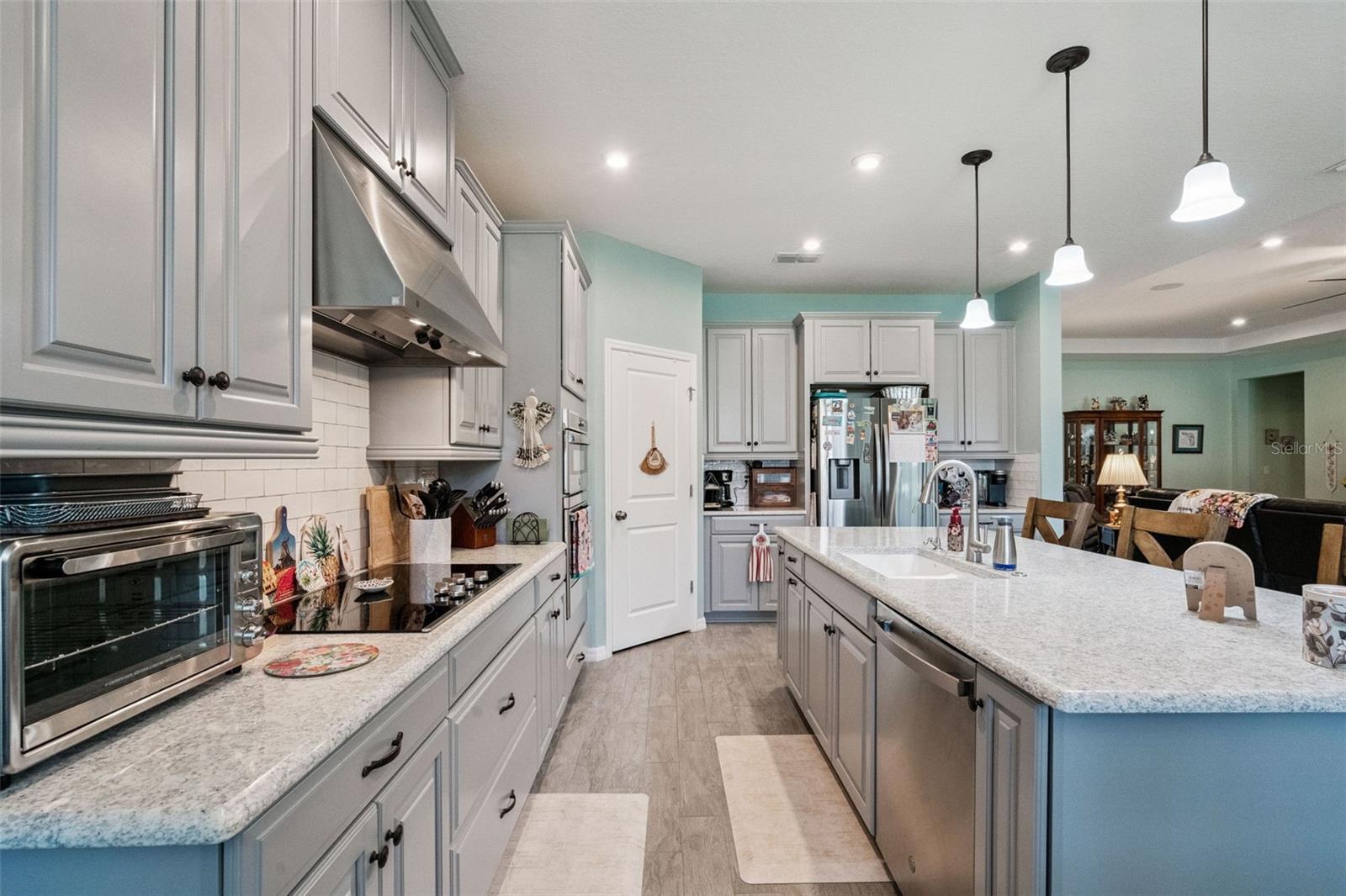 Single Family Residence at 3904 REDFIN PL, KISSIMMEE, photo 12 of 48