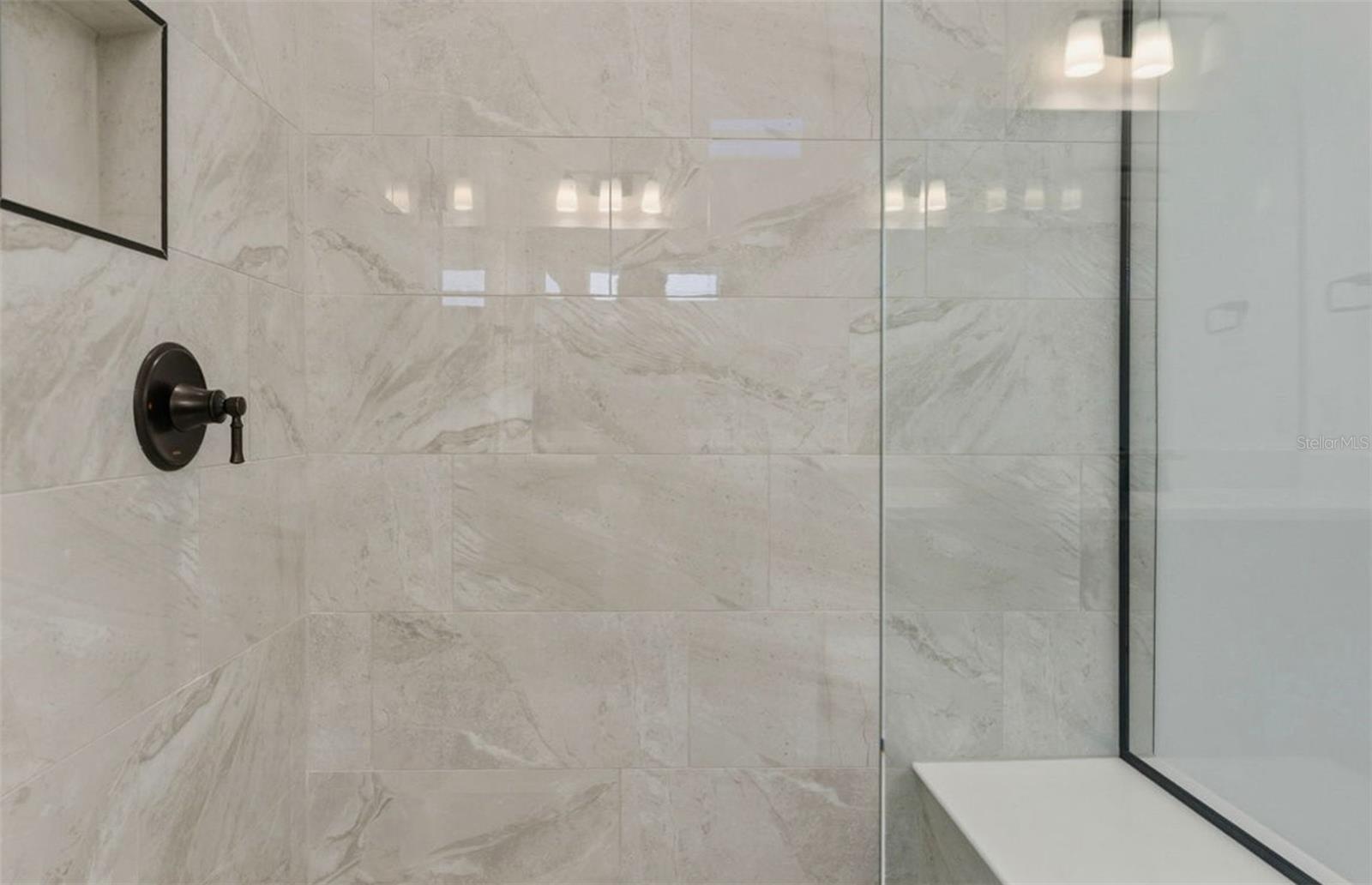 Owner's Walk-in Shower - 8439 SW 58TH LOOP, OCALA