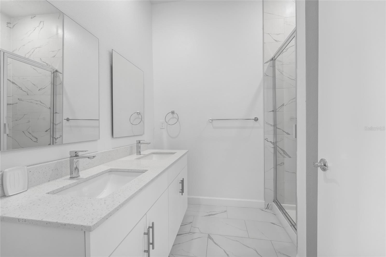 Townhouse at 344 FAMAGUSTA DR DR, DAVENPORT, photo 26 of 51