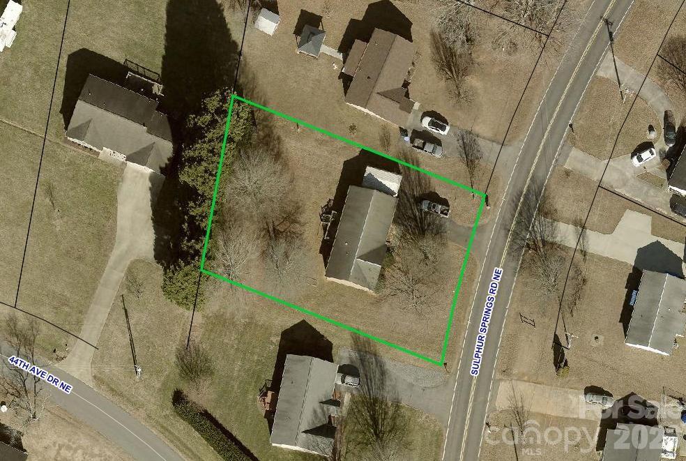 Single Family Residence at 4445 Sulphur Springs Road NE, Hickory, photo 3 of 34