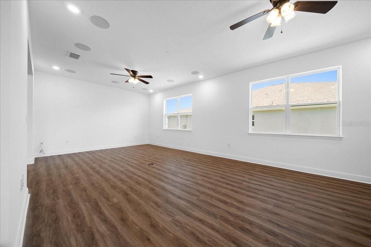 Single Family Residence at 8233 SW 93RD TER, OCALA, photo 3 of 56