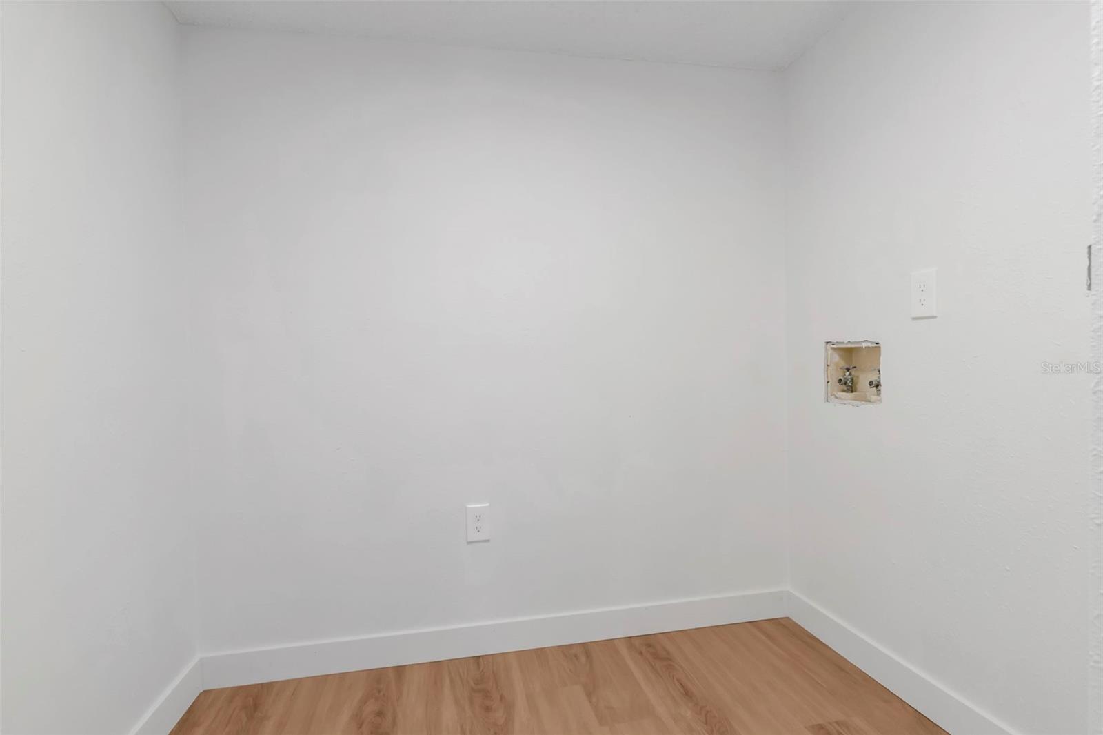 Laundry room - 3211 LAKE PINE WAY E #A1, TARPON SPRINGS
