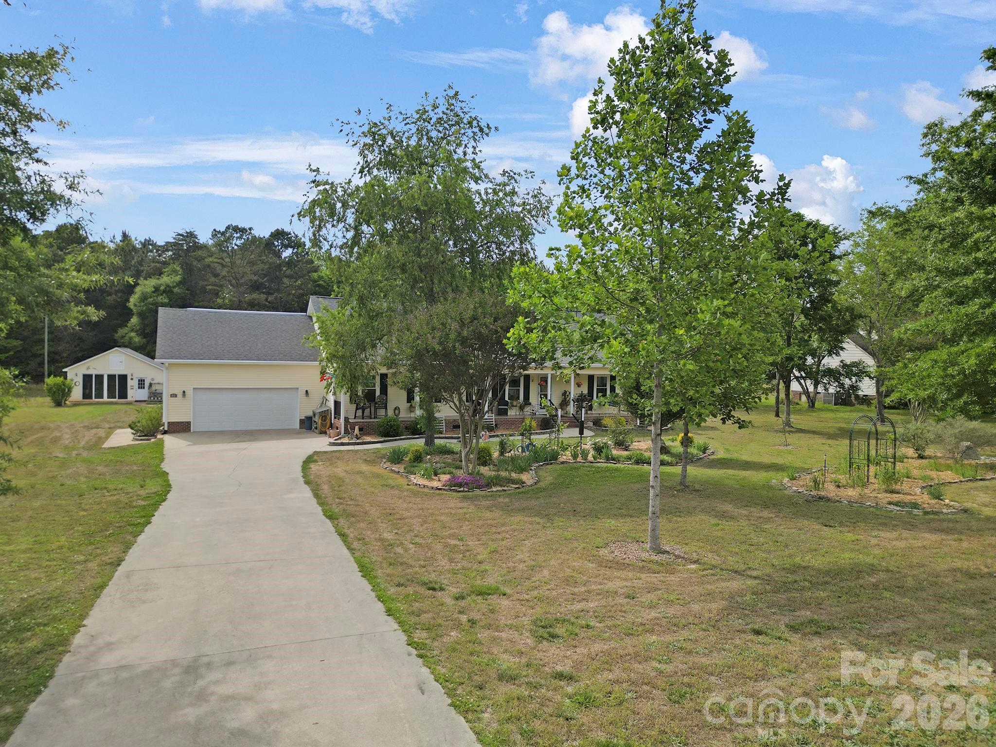 Single Family Residence at 530 Calabash Road, Clover, photo 36 of 47