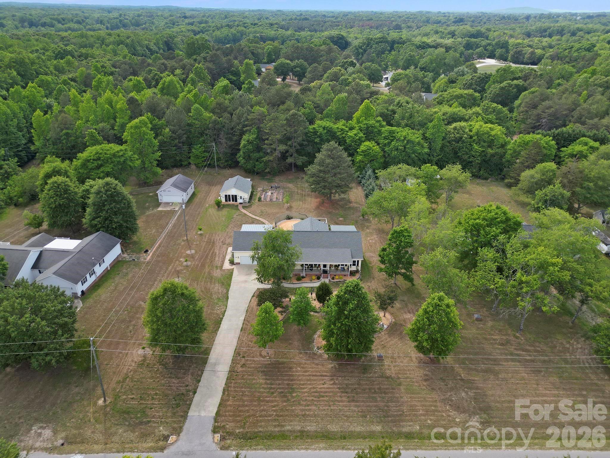 Single Family Residence at 530 Calabash Road, Clover, photo 39 of 47