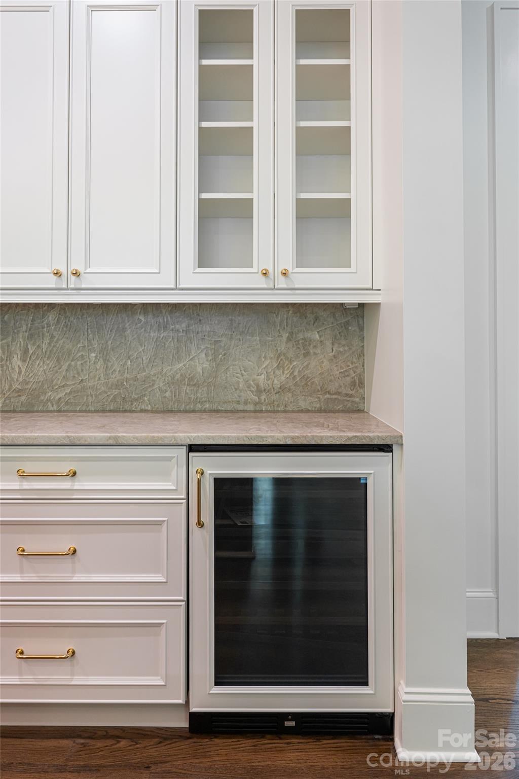Kitchen - 99 Little Cherokee Ridge, Hendersonville