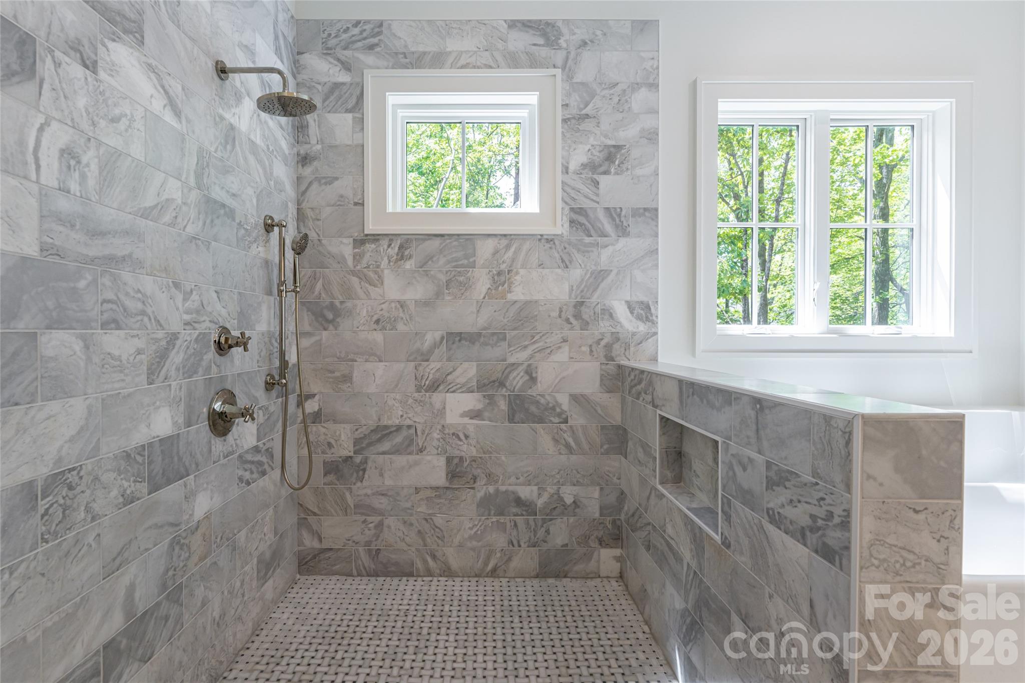 Primary Bathroom - 99 Little Cherokee Ridge, Hendersonville