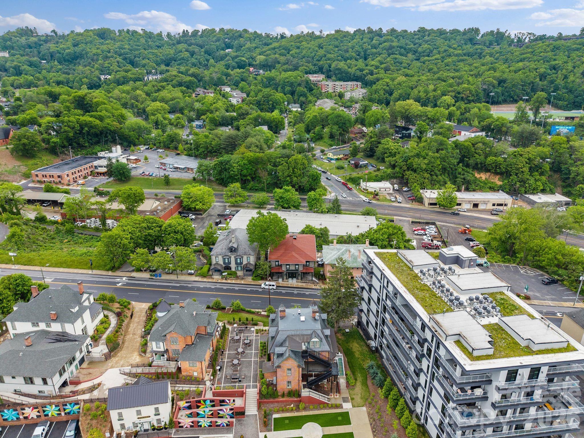 Condominium at 134 Biltmore Avenue, Asheville, photo 36 of 46