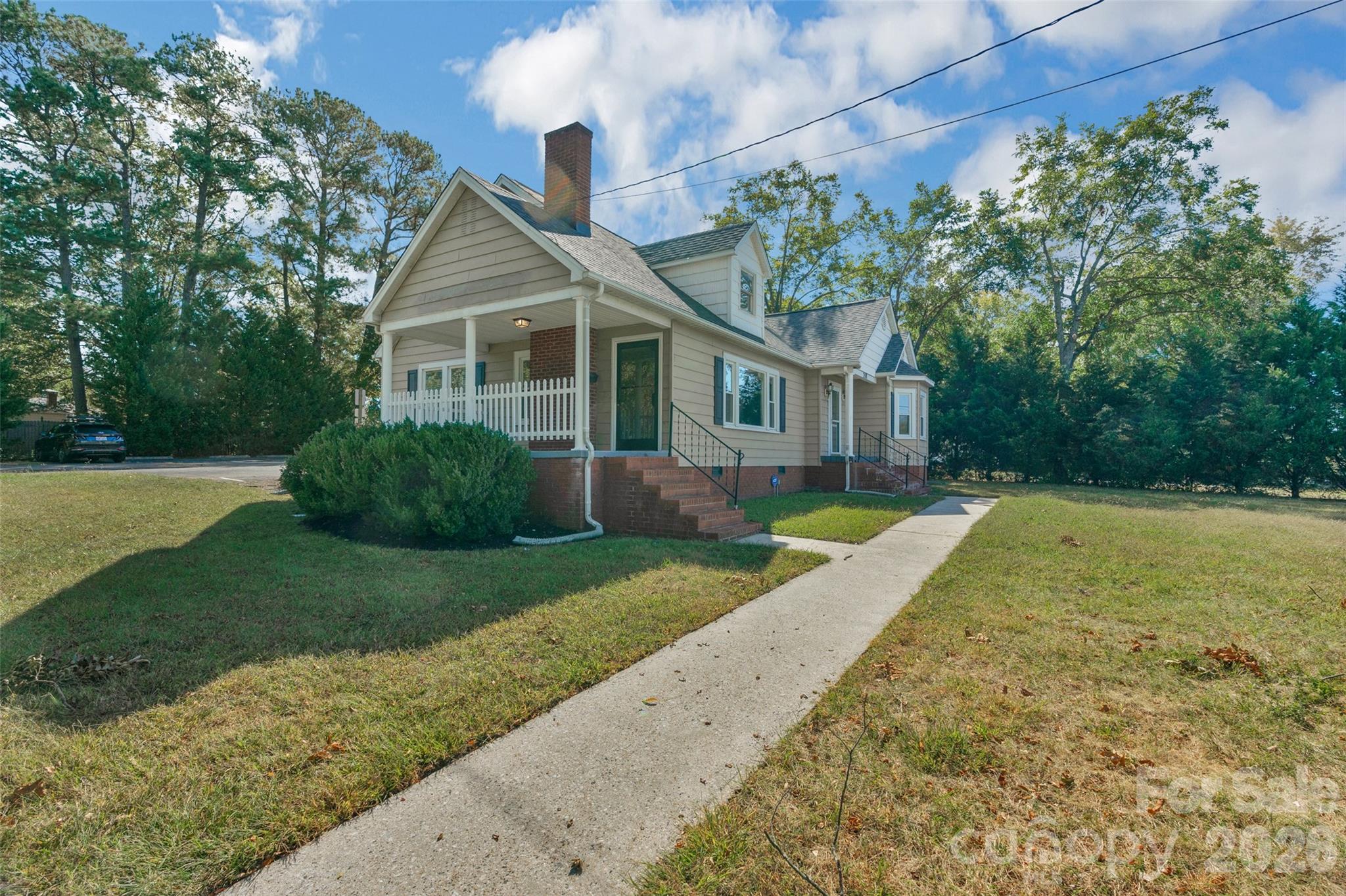 Pictures taken prior to tenant move-in - 2801 S Cannon Boulevard, Kannapolis