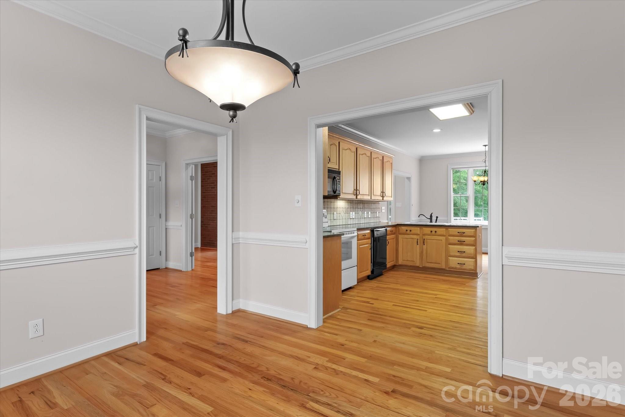 Single Family Residence at 139 Morning Dove Lane, Statesville, photo 8 of 47