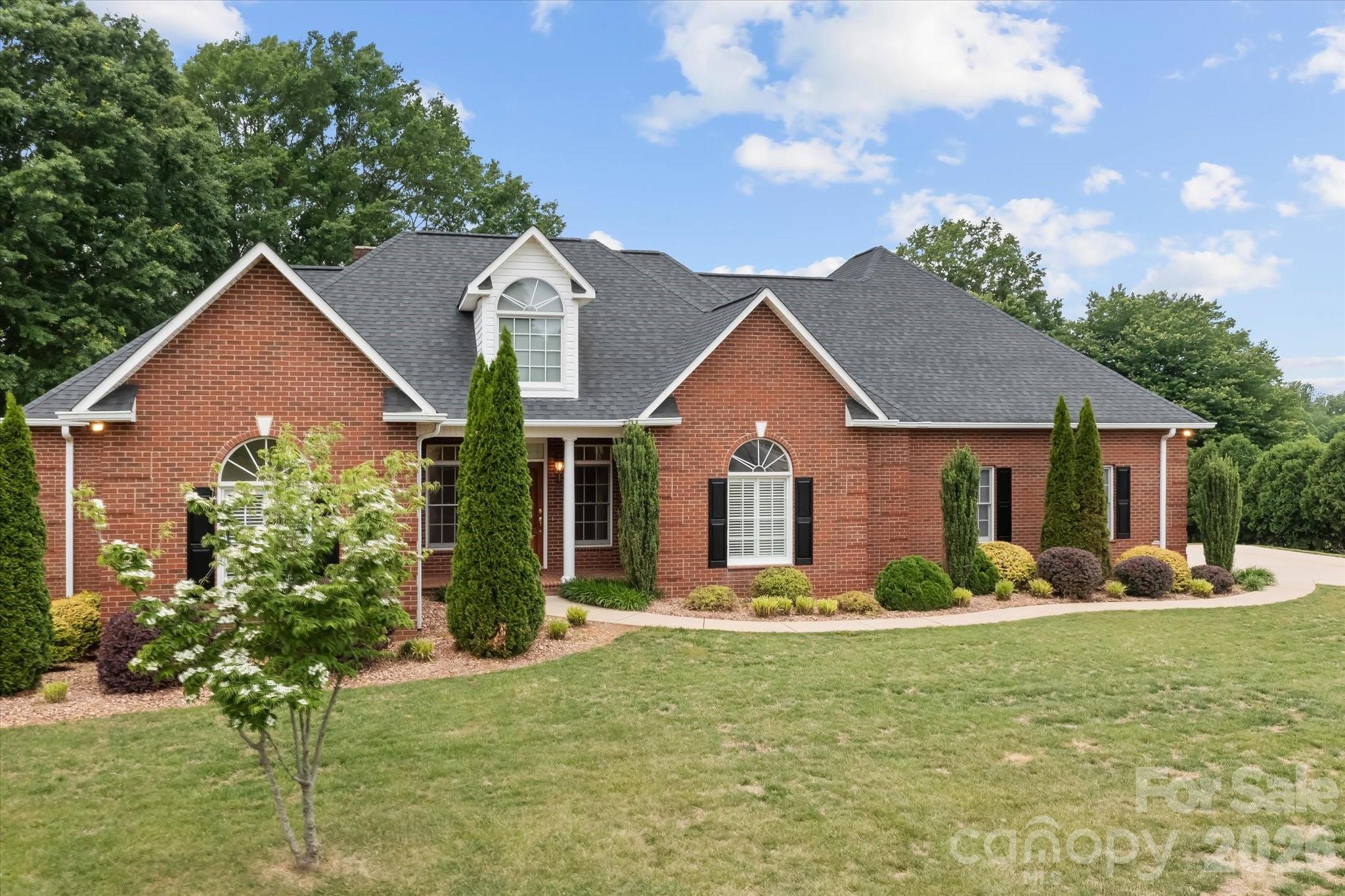Single Family Residence at 139 Morning Dove Lane, Statesville, photo 32 of 47
