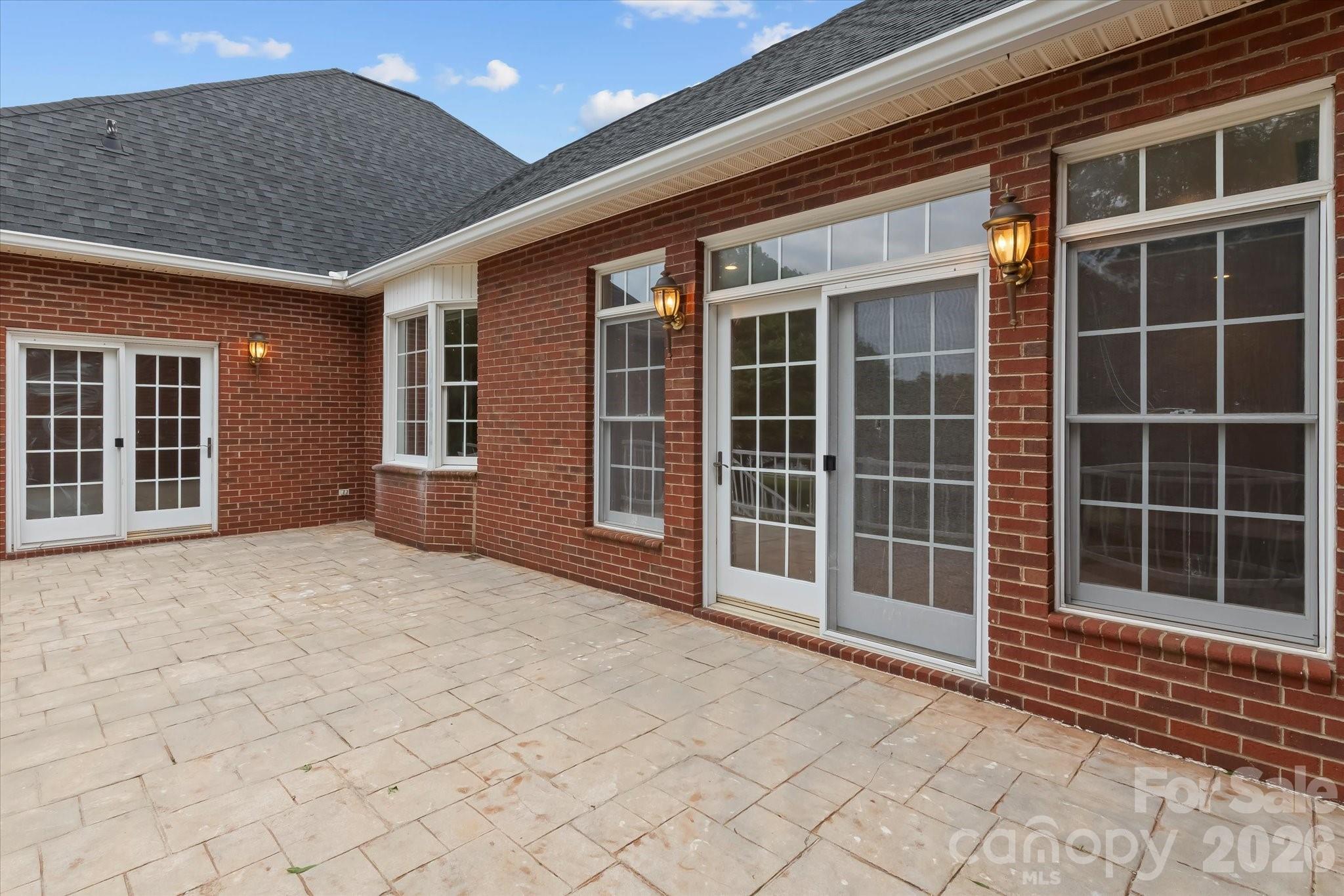 Single Family Residence at 139 Morning Dove Lane, Statesville, photo 34 of 47