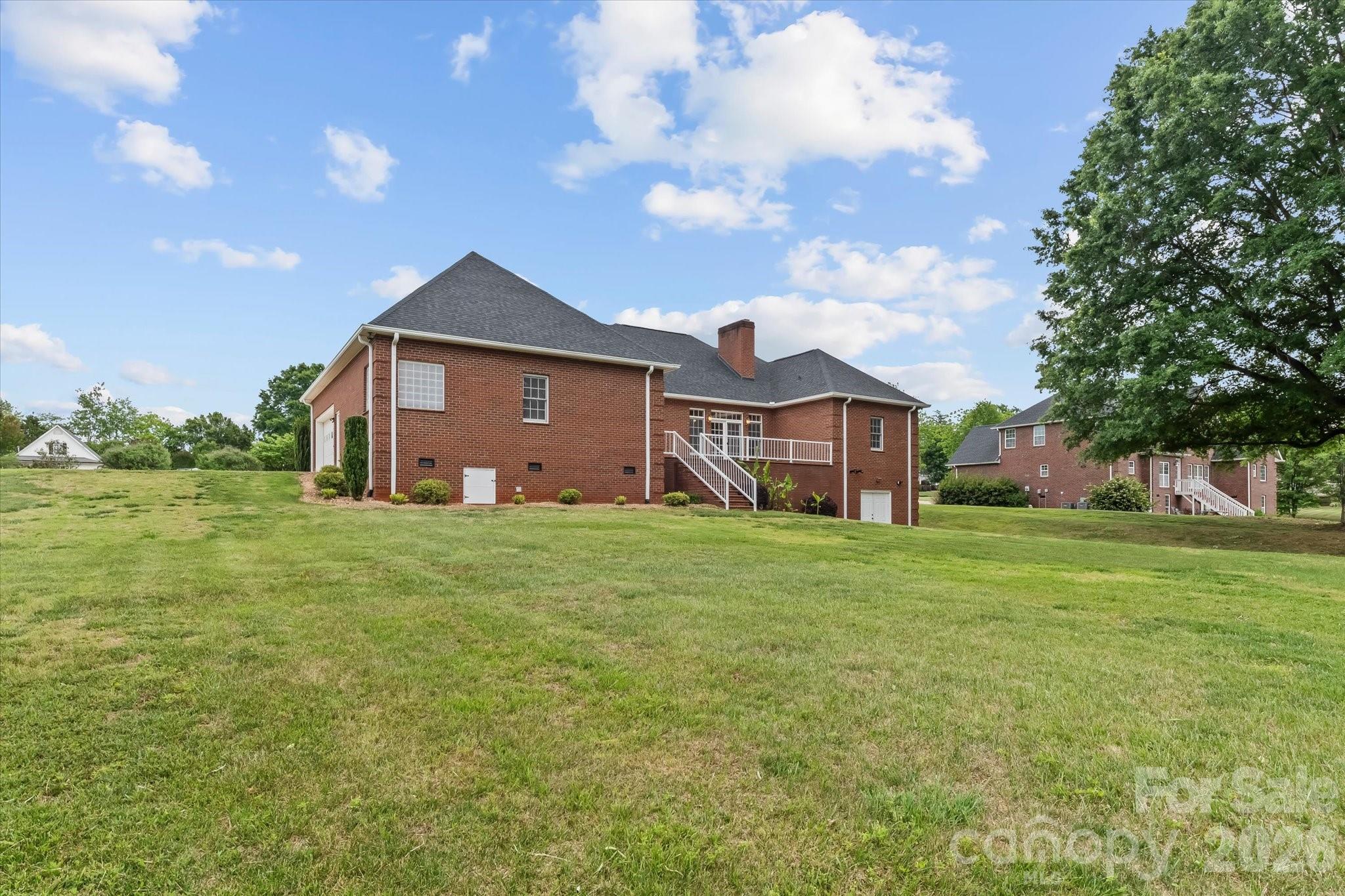 Single Family Residence at 139 Morning Dove Lane, Statesville, photo 37 of 47