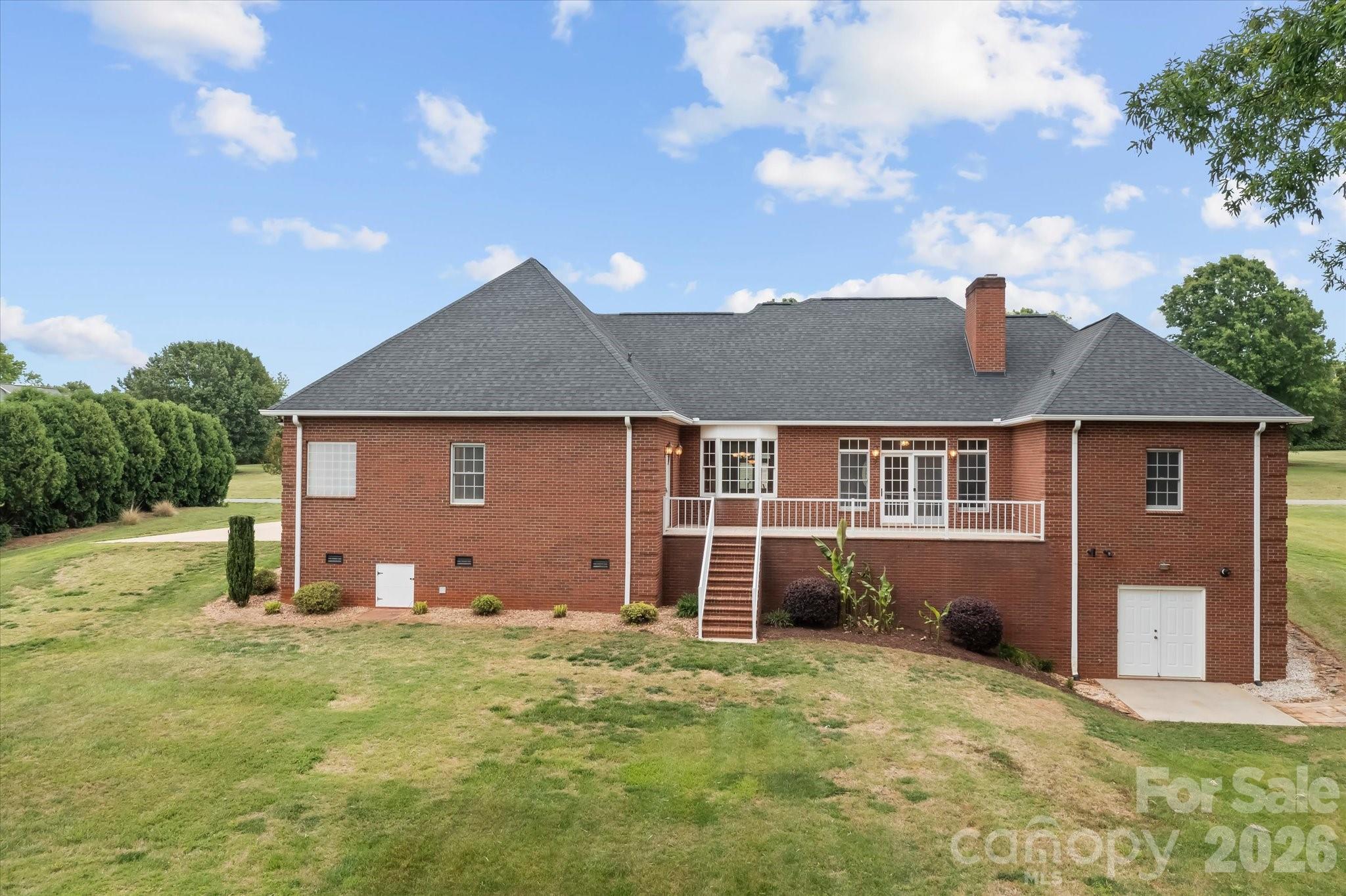 Single Family Residence at 139 Morning Dove Lane, Statesville, photo 40 of 47