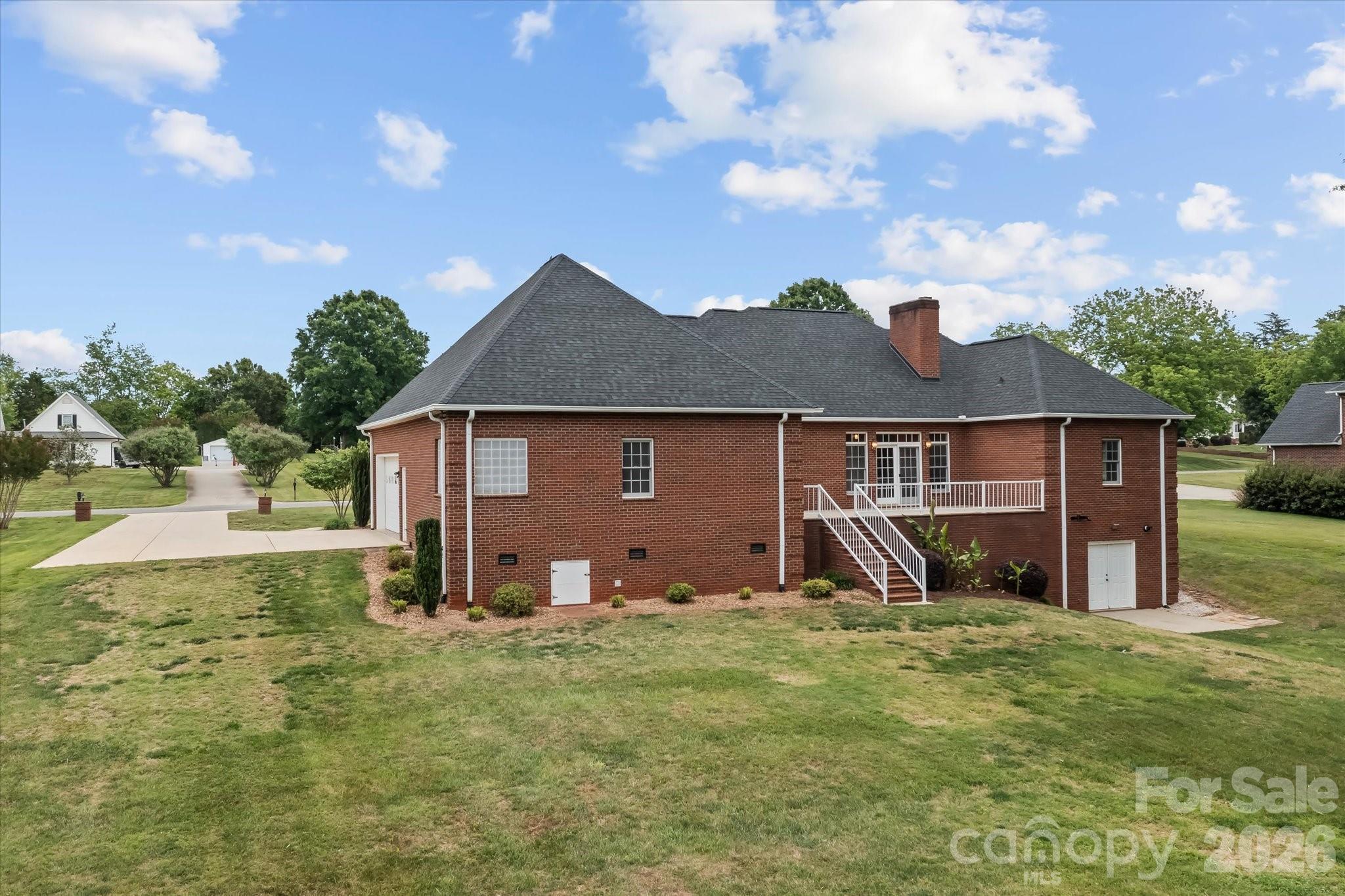Single Family Residence at 139 Morning Dove Lane, Statesville, photo 41 of 47