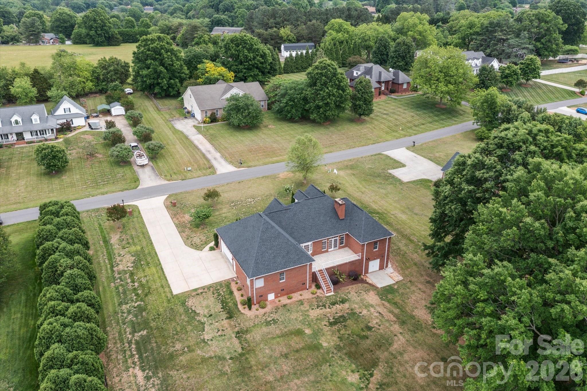 Single Family Residence at 139 Morning Dove Lane, Statesville, photo 42 of 47