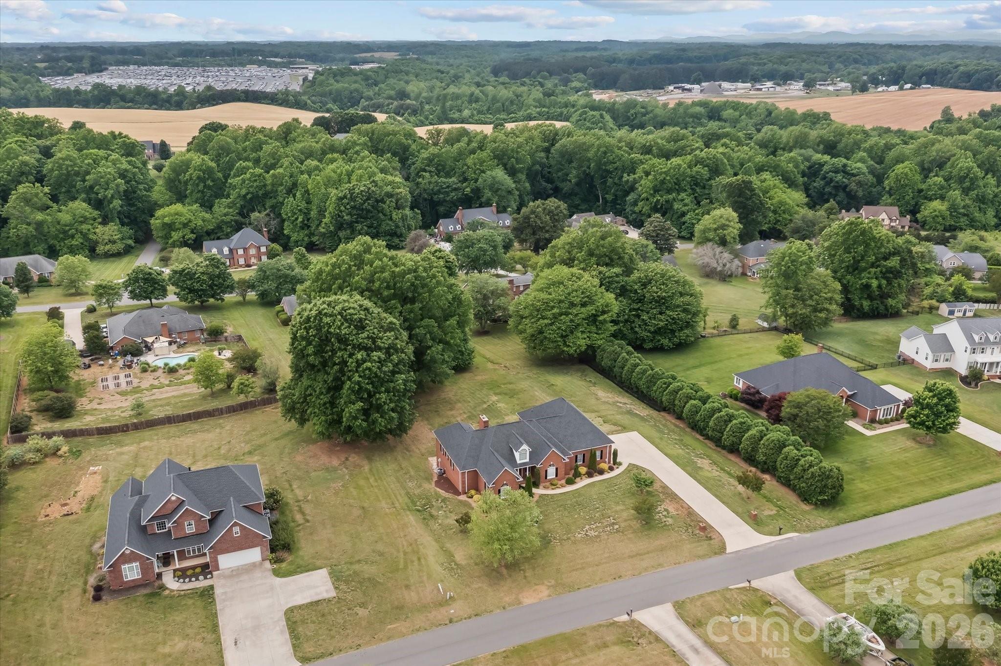 Single Family Residence at 139 Morning Dove Lane, Statesville, photo 43 of 47