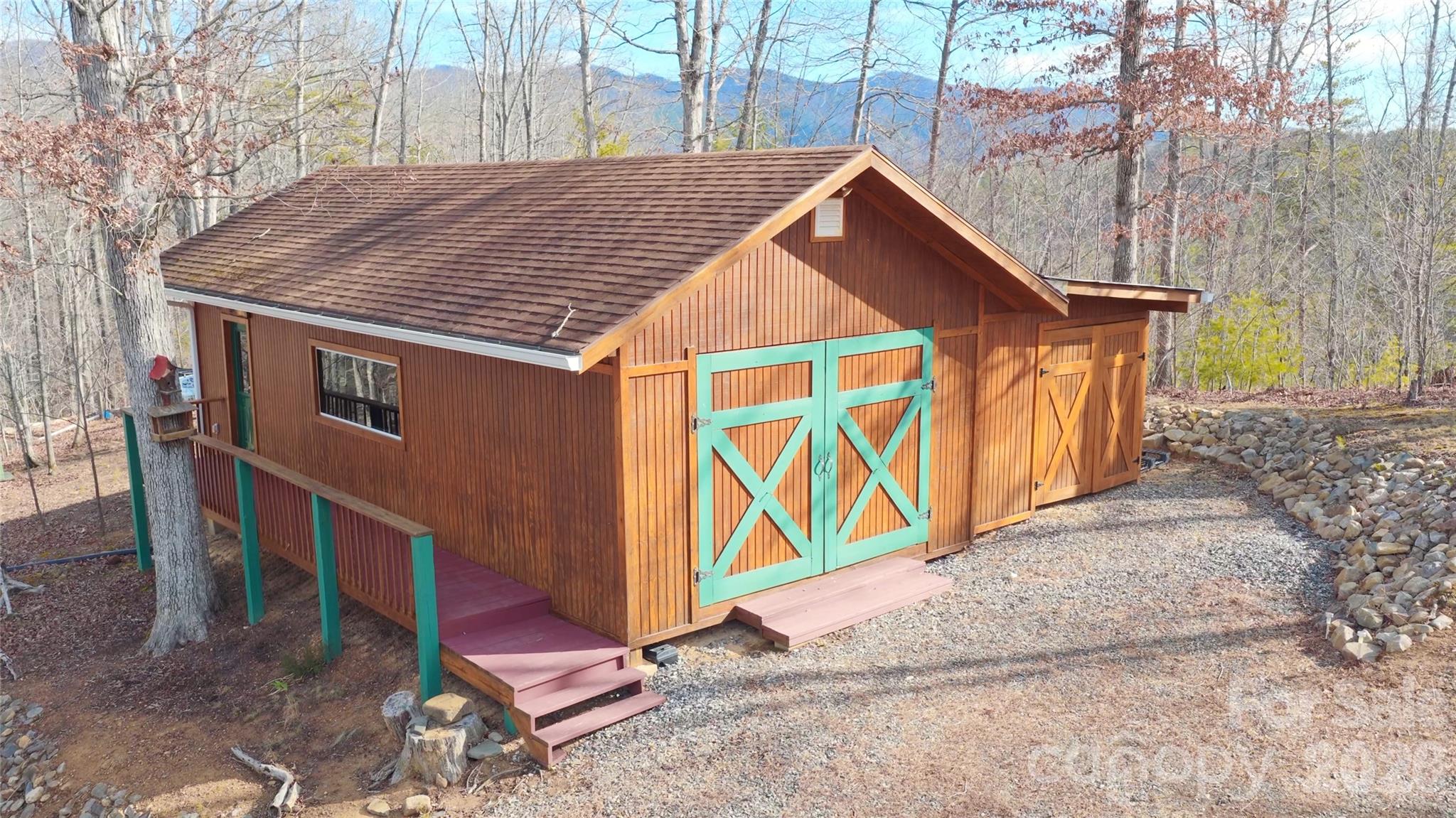 Detached Studio/Workshop already wired and water available - 288 Rebel Drive, Hot Springs