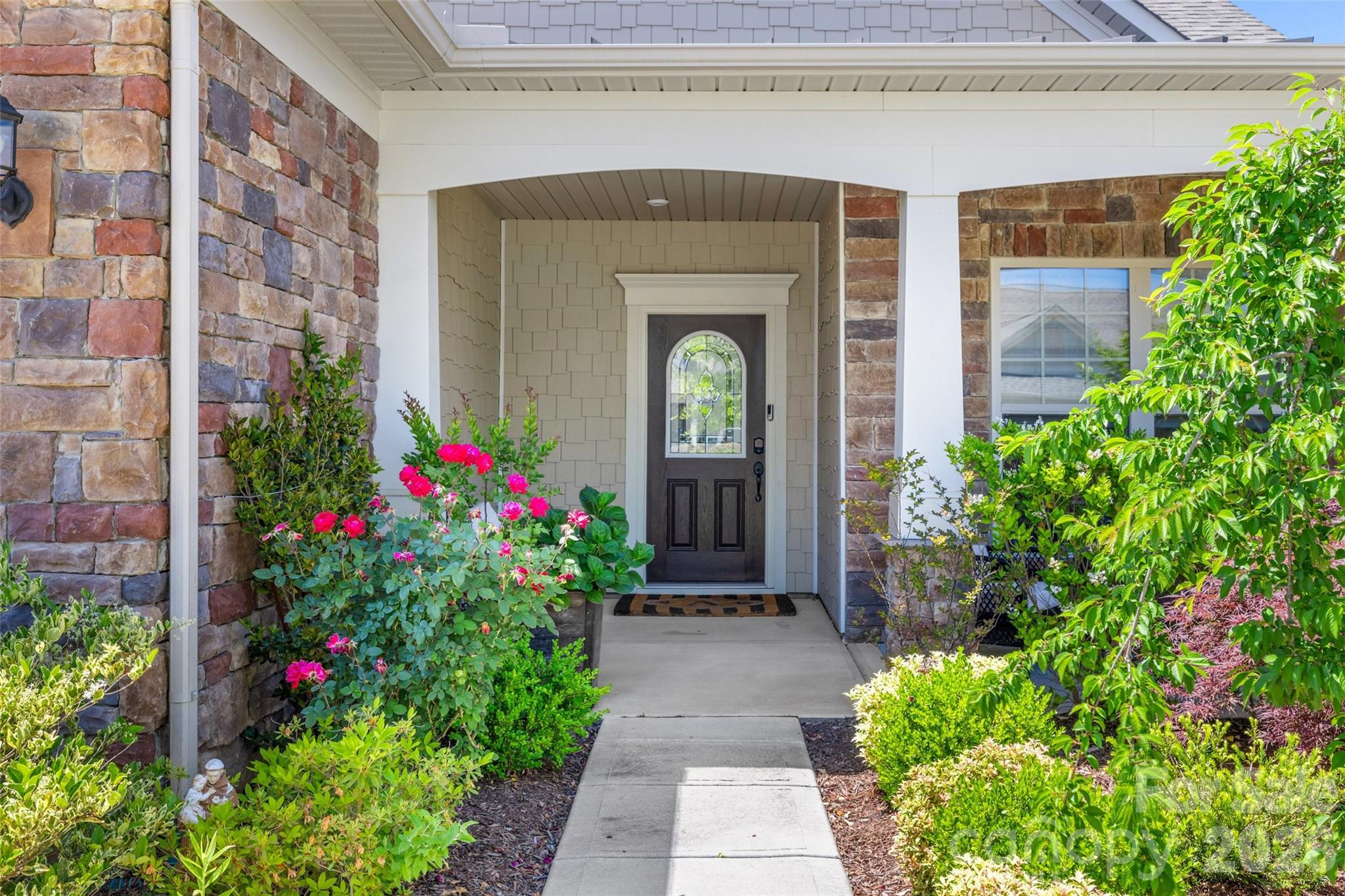 Single Family Residence at 5220 Sweet Fig Way, Fort Mill, photo 3 of 45