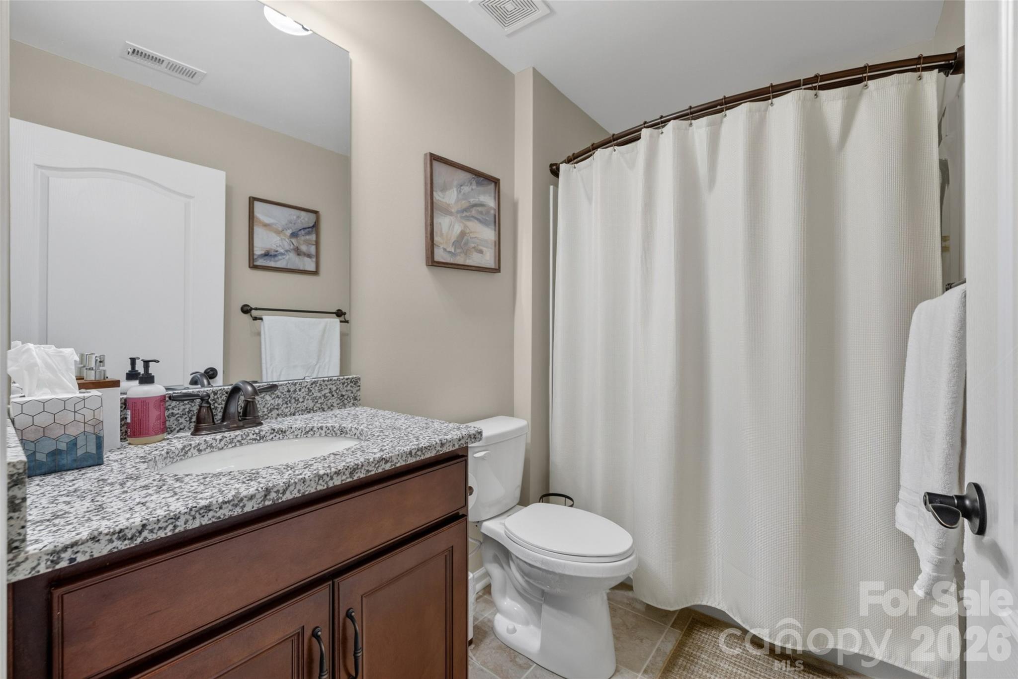 Single Family Residence at 5220 Sweet Fig Way, Fort Mill, photo 23 of 45