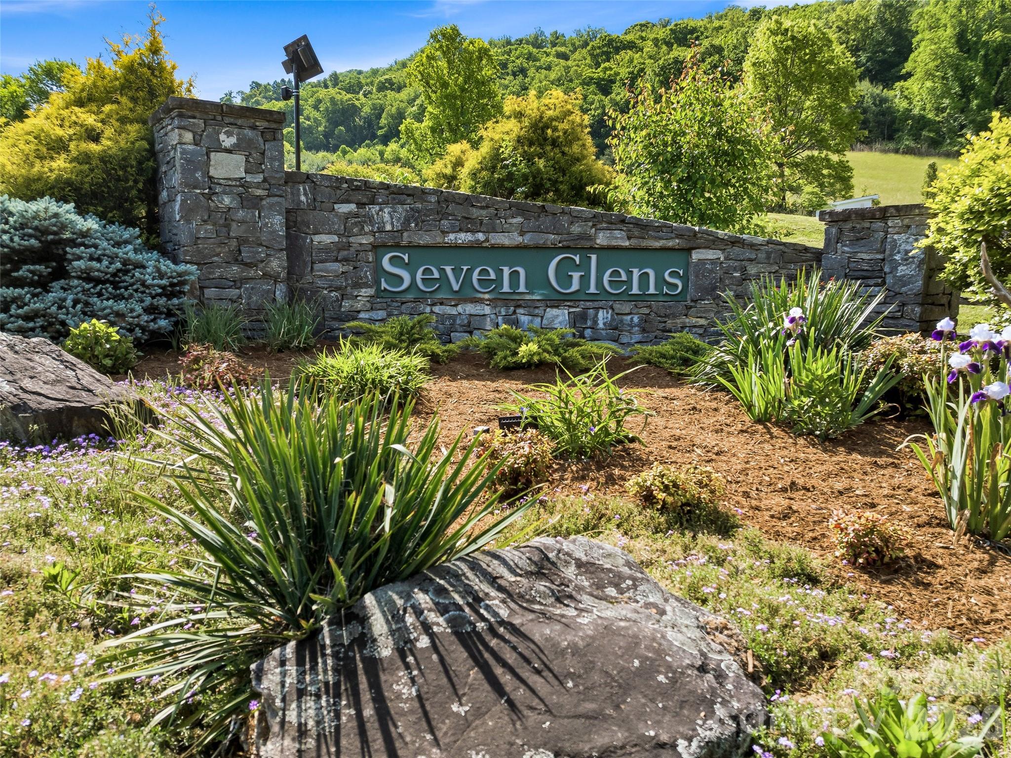 948 Cove Creek Lane