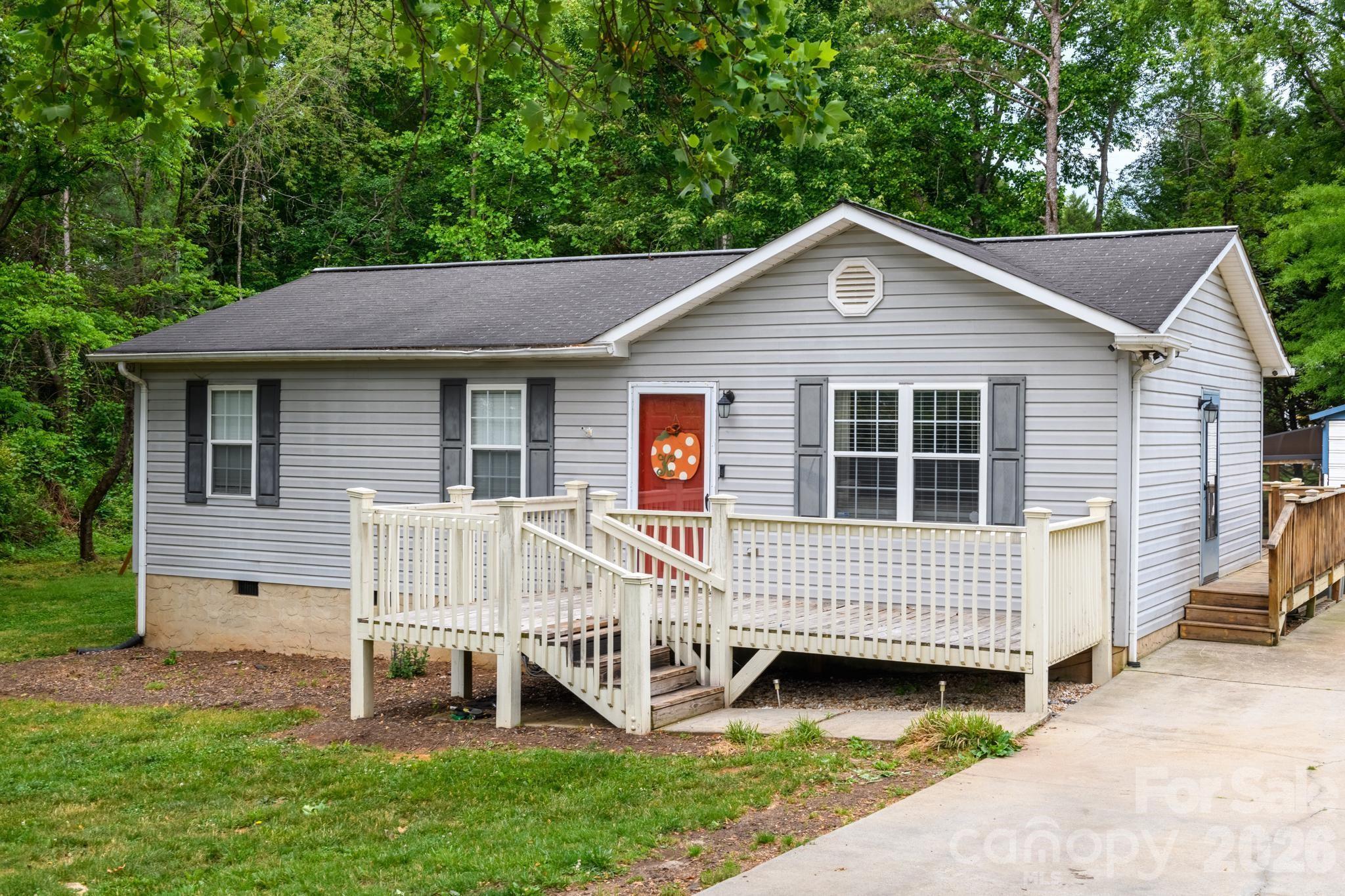 Single Family Residence at 2308 walt arney Road, Lenoir, photo 3 of 37