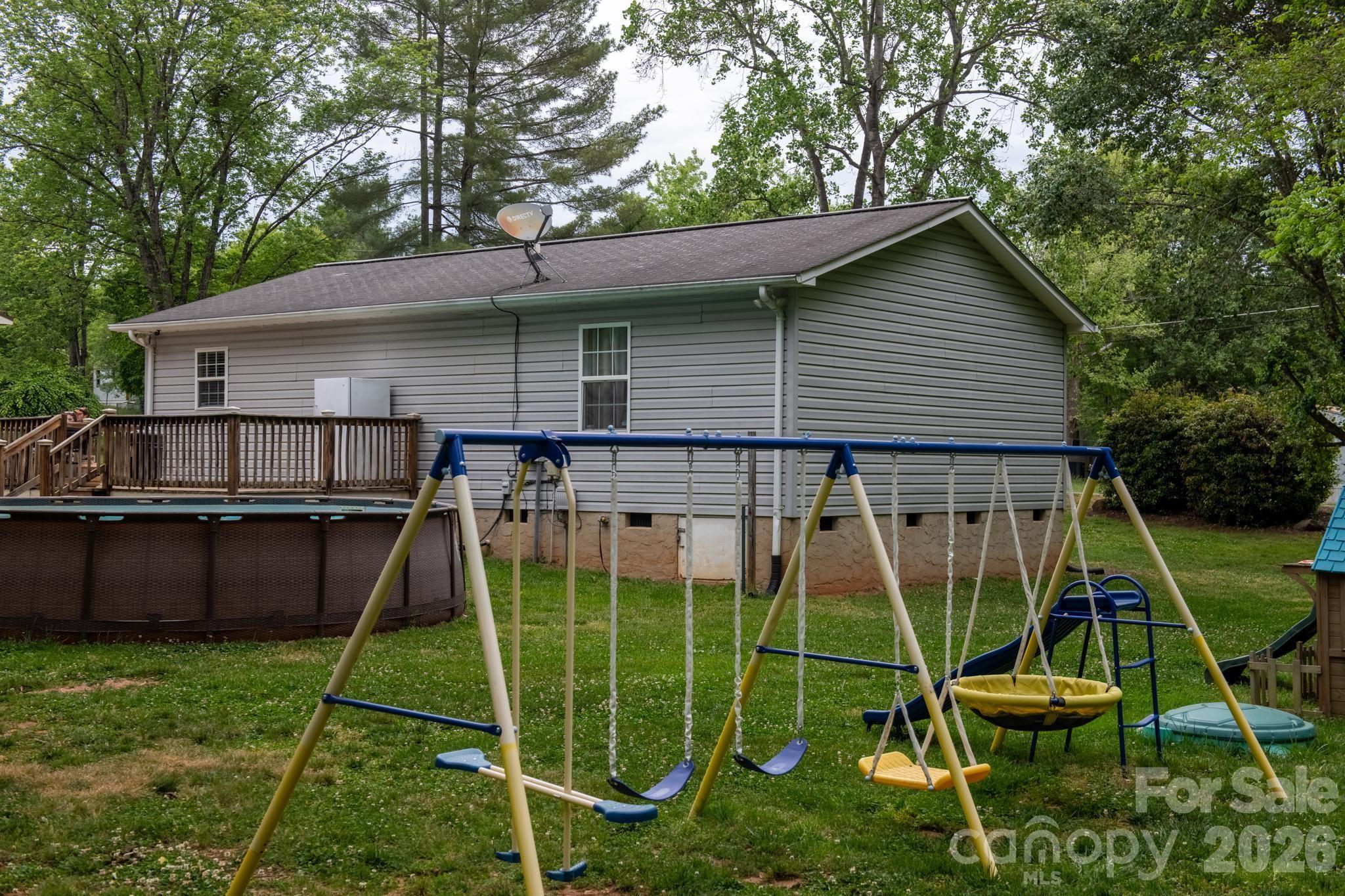 Single Family Residence at 2308 walt arney Road, Lenoir, photo 9 of 37